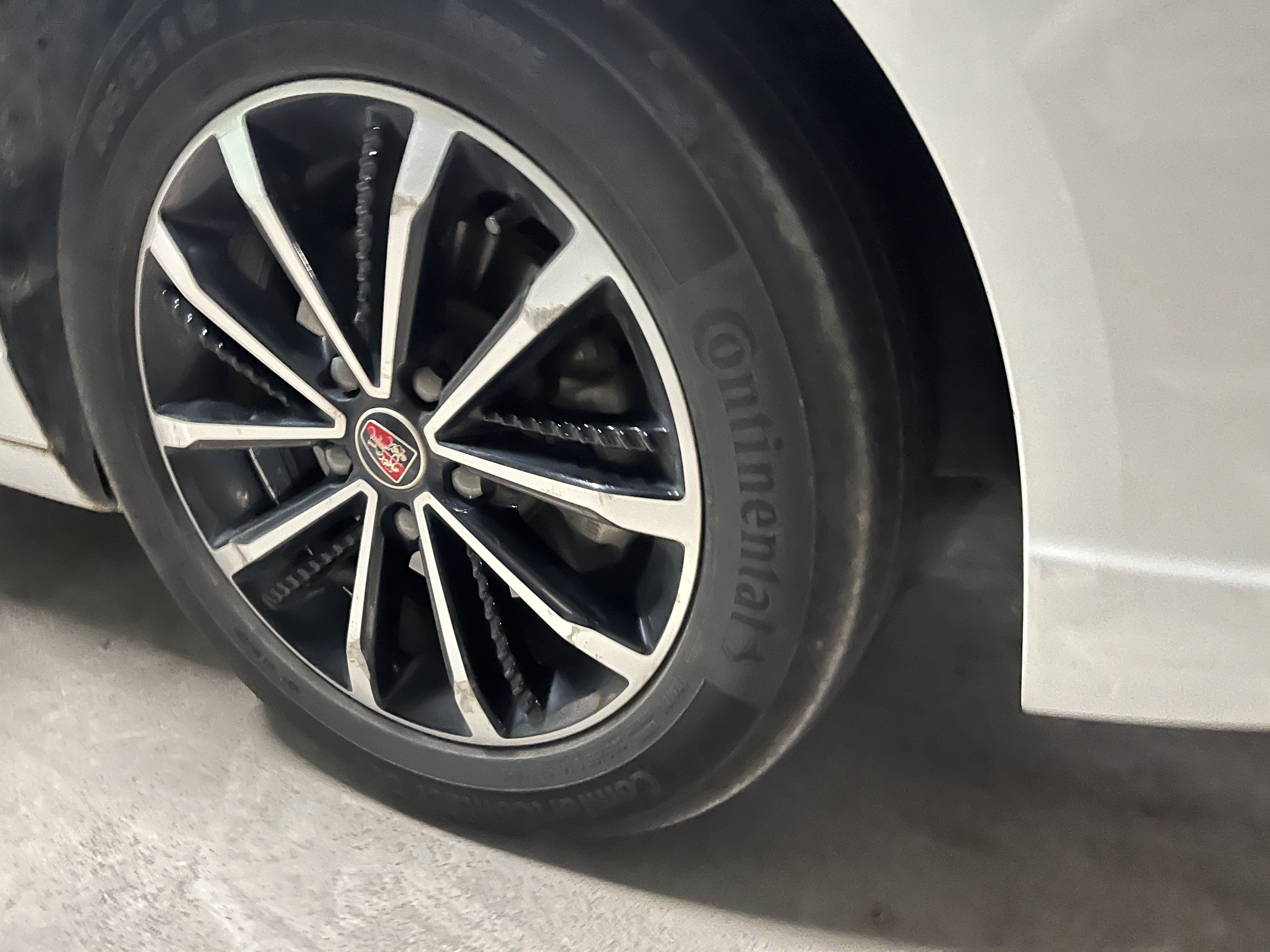 马牌（Continental）汽车轮胎 205/55R16 91V FR CC7 #适配大众 朗逸/别克 凯越 实拍图