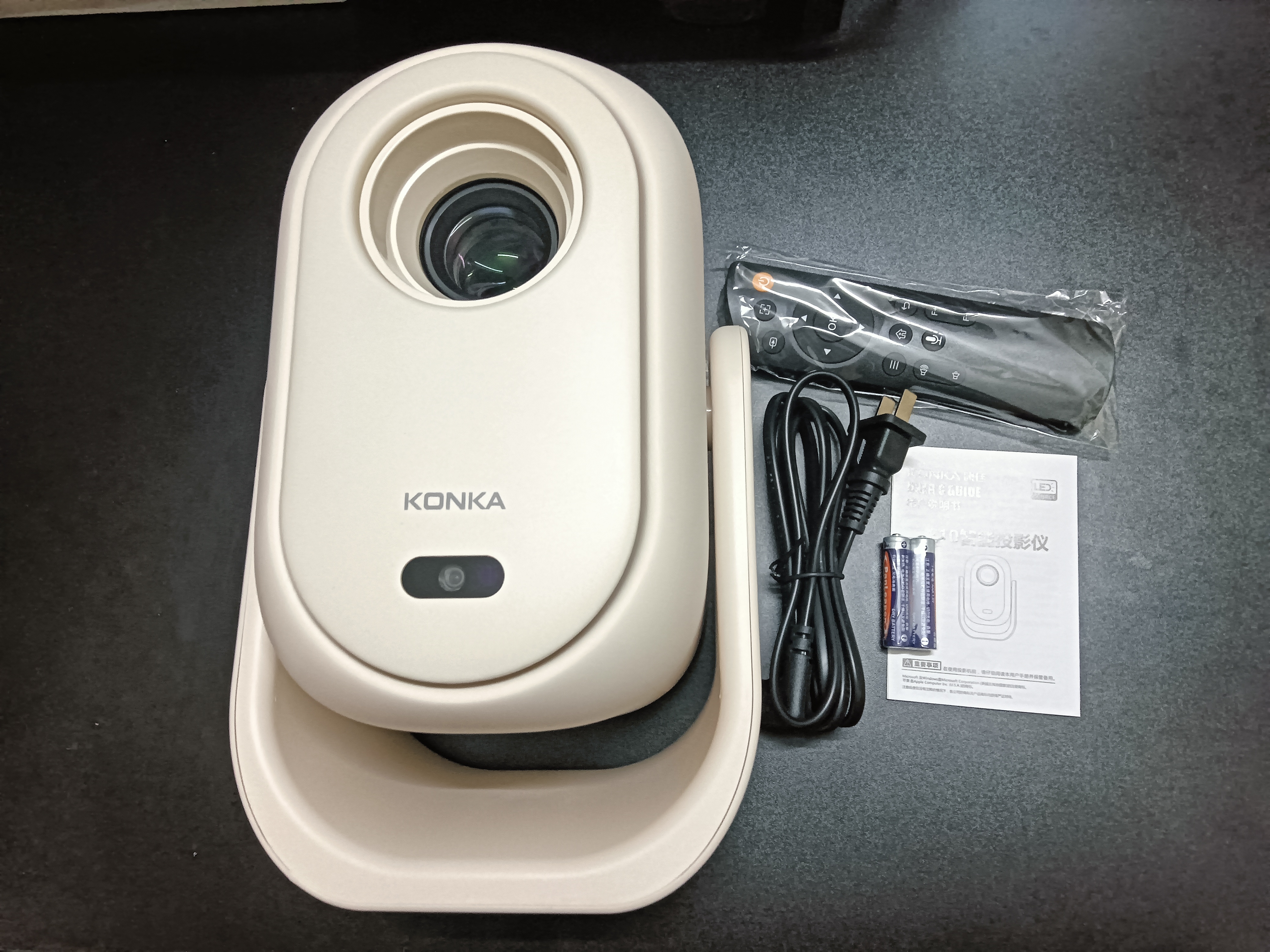 康佳（KONKA）2026世界杯投影仪新款家用卧室高清家庭影院小型便携办公投影仪商用办公室会议室投影开会用投影机 【E10劲爆新品】百元配置 断层第一 实拍图