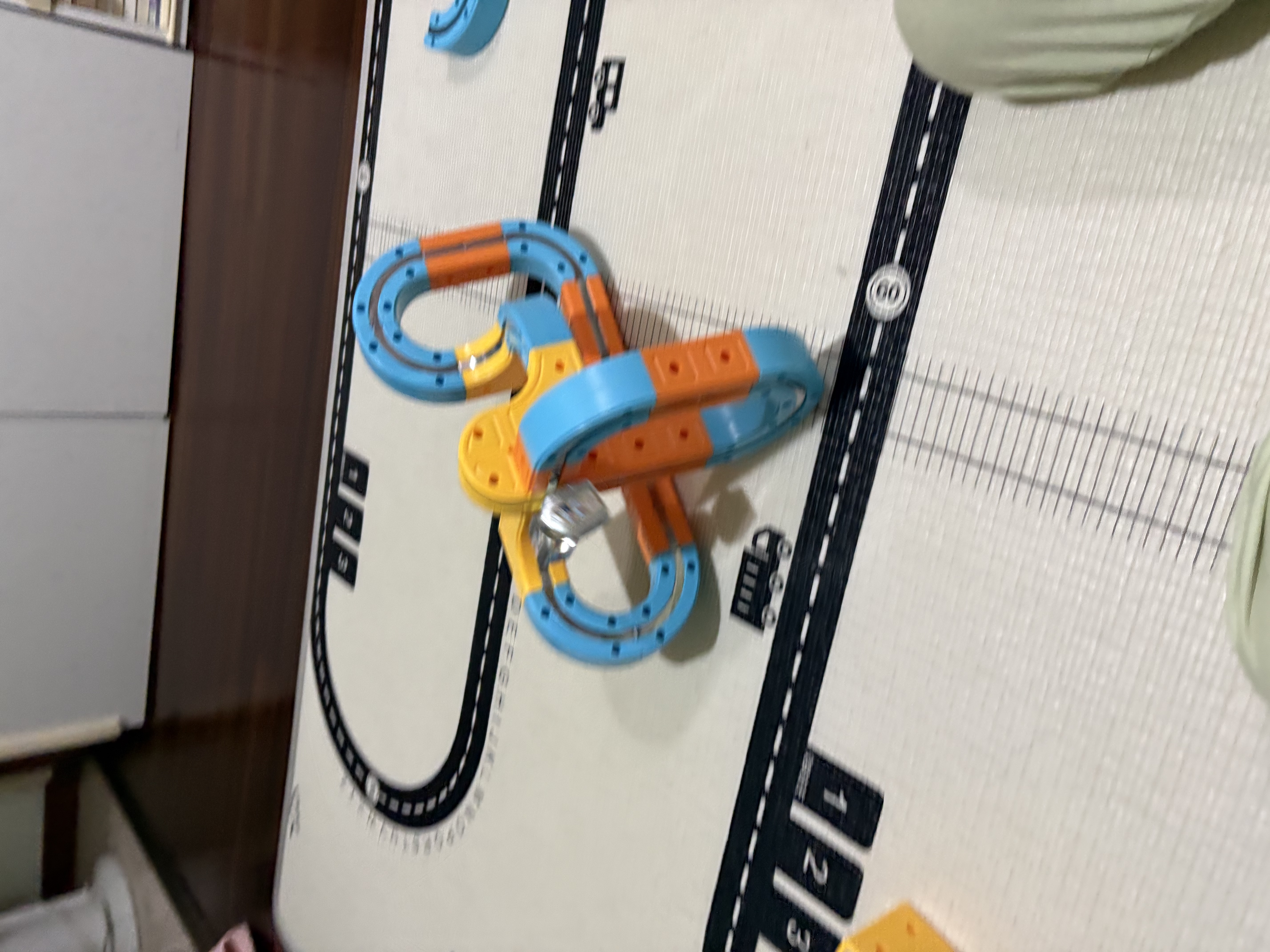 ITLE百变磁力轨道车儿童玩具男孩3-6-8-12岁反重力小火车女孩生日礼物 【尊享版167pcs+两个小火车】反重力DIY轨道车+礼盒 实拍图