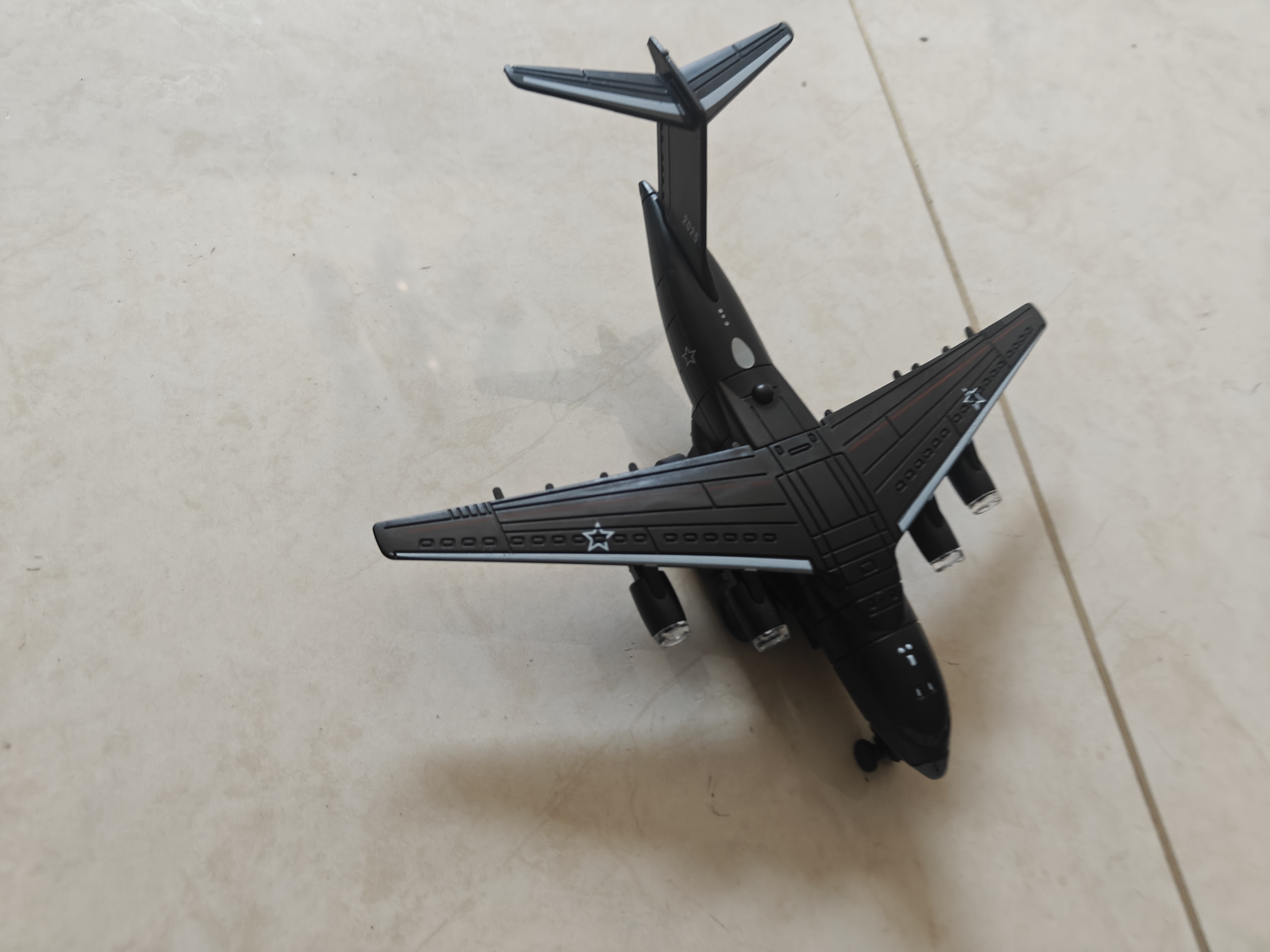 中精质造运20中国航空飞机模型精品仿真军事运输飞机航模摆件儿童玩具男孩 运-20鲲鹏胖妞运输机【赠坦克】 实拍图