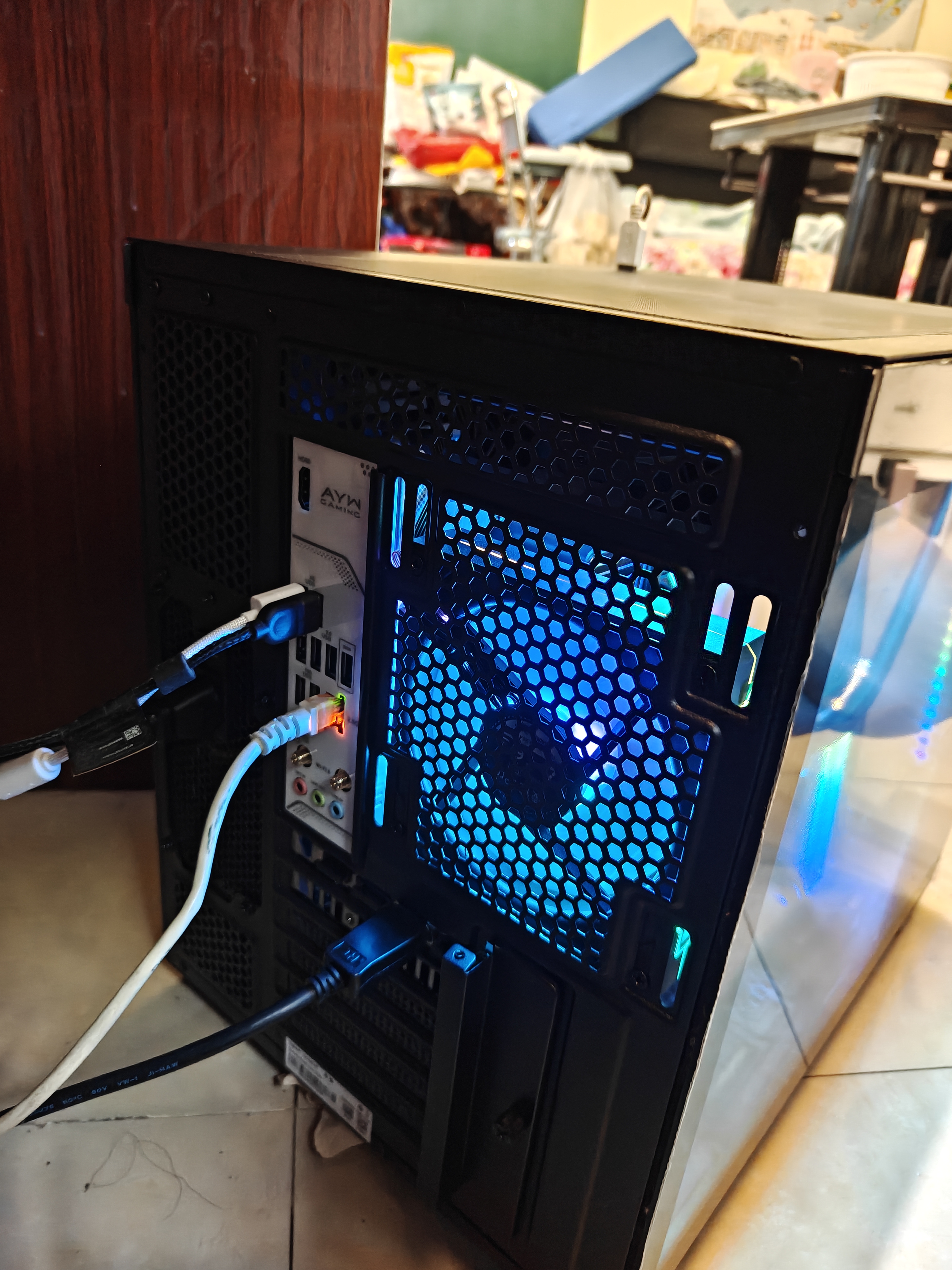 华硕AMD 9800X3D 7800X3D 9850X3D华硕RTX5070 5070TI 5080整机台式电脑游戏主机直播设计AI主机DIY 配二丨R7 9800X3D+无显卡主机 实拍图