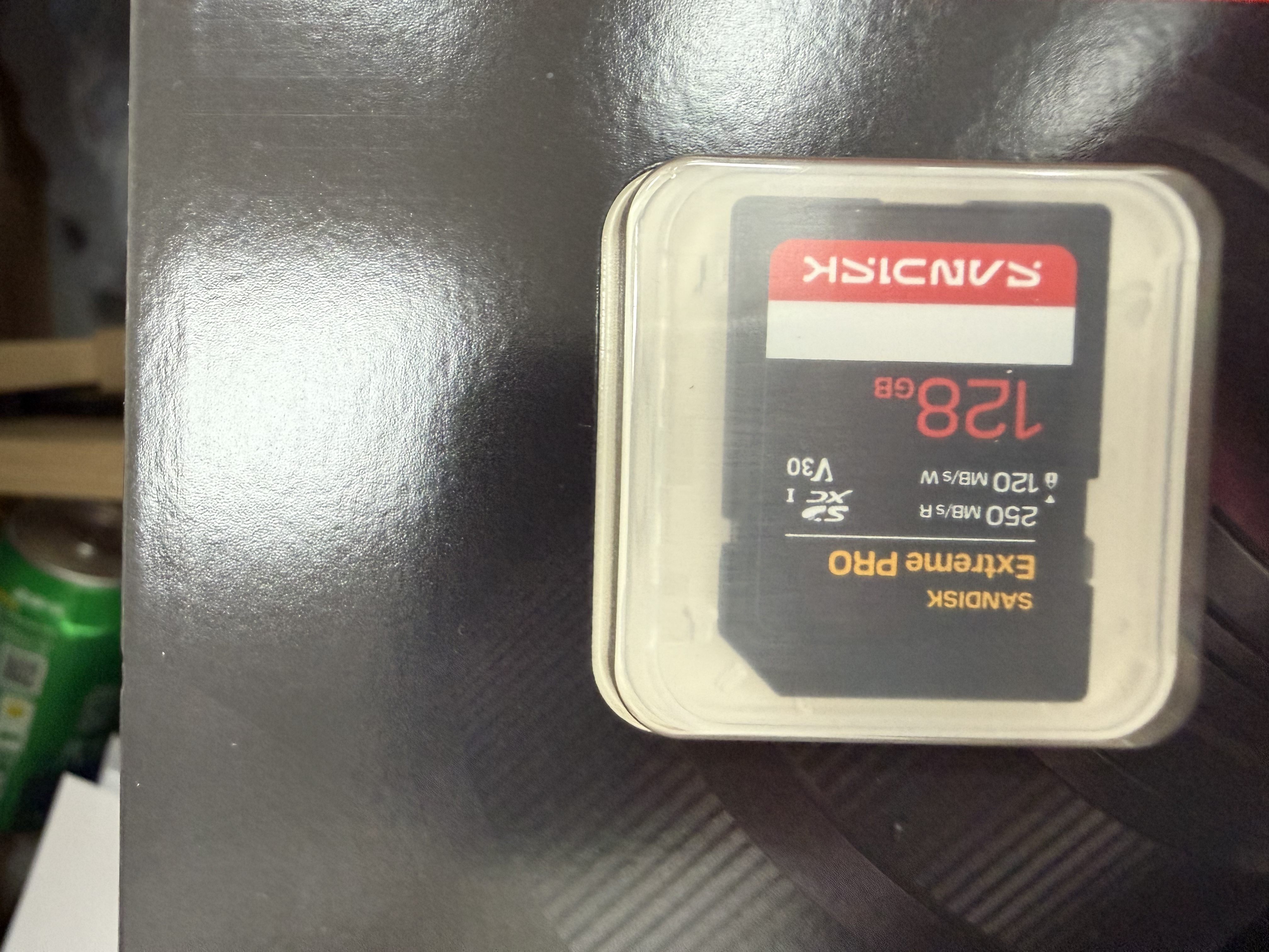 闪迪（SanDisk）128GB SD内存卡 4K V30 U3 C10 相机存储卡 读速200MB/s 写速90MB/s 微单/单反相机内存卡 实拍图