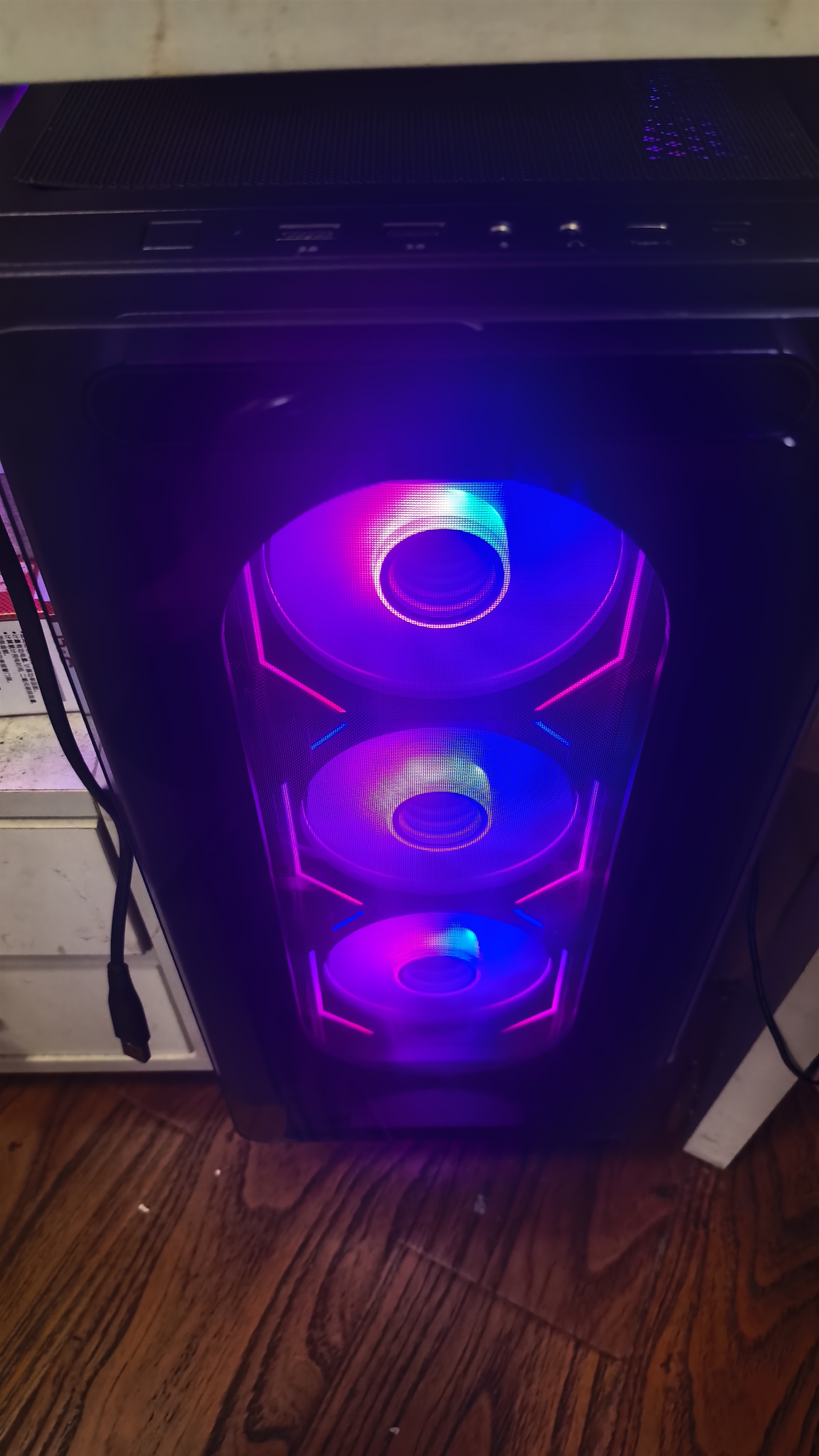 华硕ROG全家桶U7 270K RTX5070Ti/RTX5080主机5090台式机14900K三角洲游戏主机电竞组装电脑285K整机 「林树推荐」U7 270K+RTX 5080 丨六 实拍图
