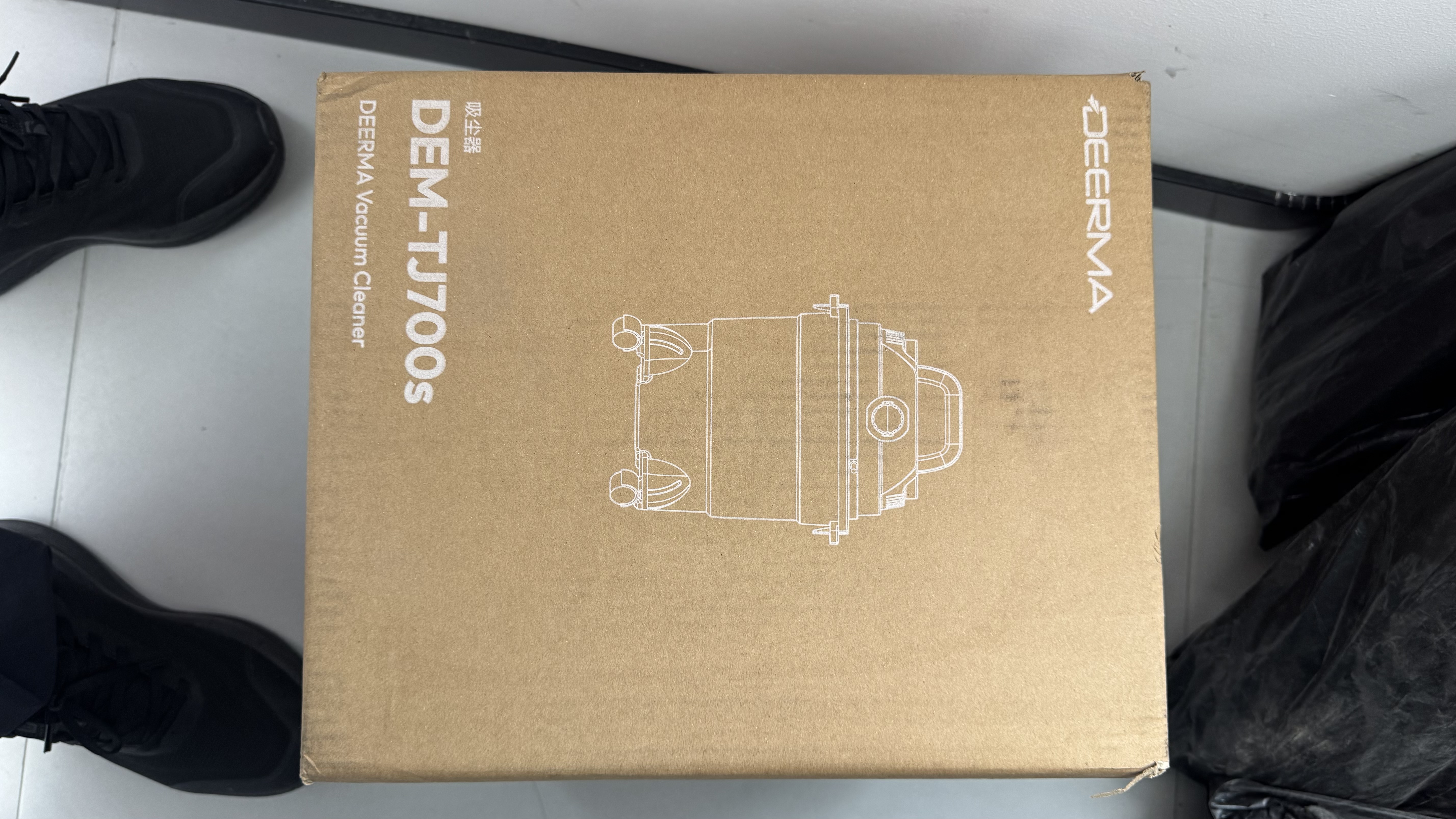 德尔玛（Deerma）【重磅新品】TJ700S 干吹两用吸尘器 家用商用 吸尘器桶式大吸力 整机降噪设计ZN-530 实拍图