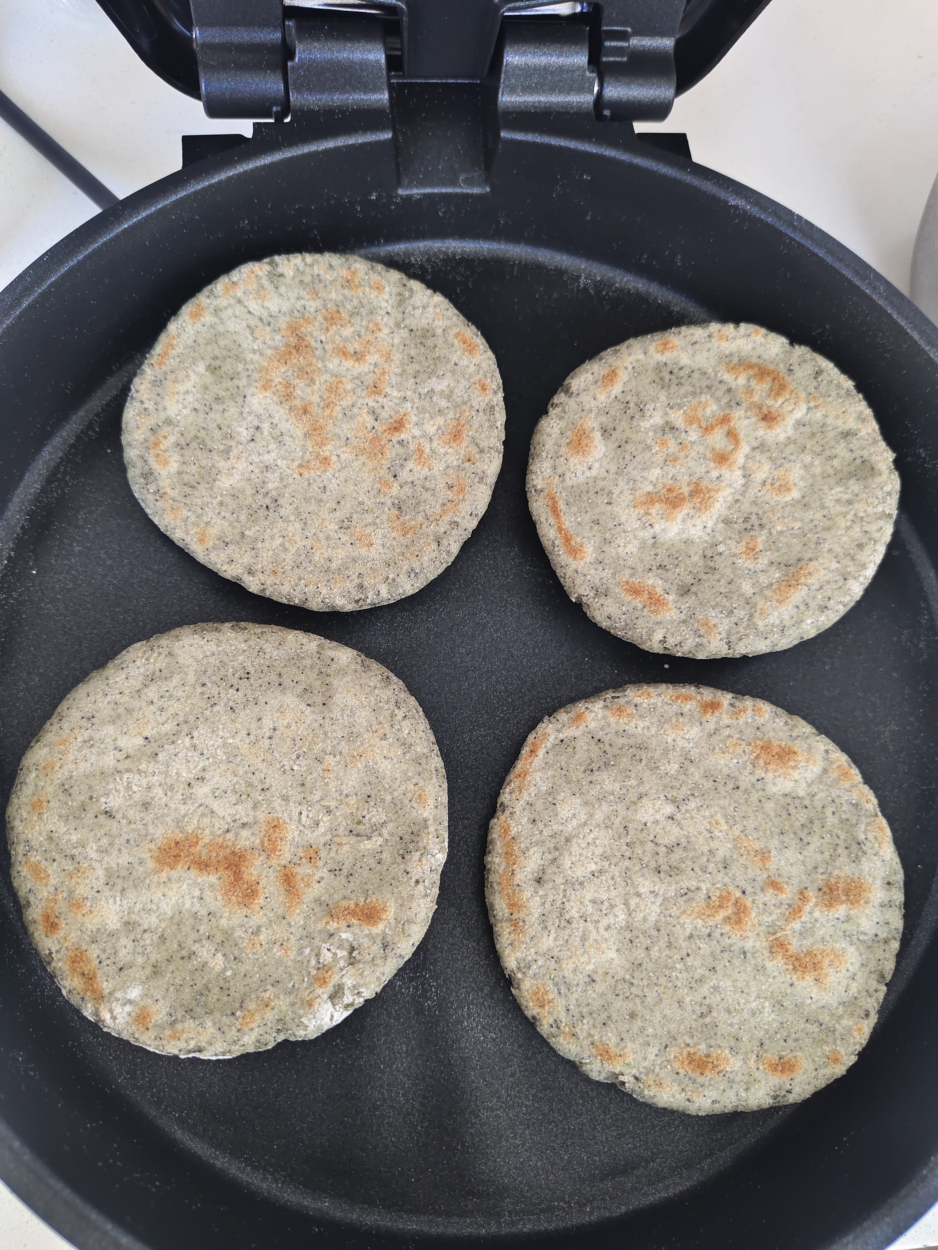 利仁（Liven）电饼铛抗菌家庭用36mm加深1800W大火力双面加热电饼档烙饼锅煎饼锅烤肉锅三明治早餐机LR-J3076 实拍图