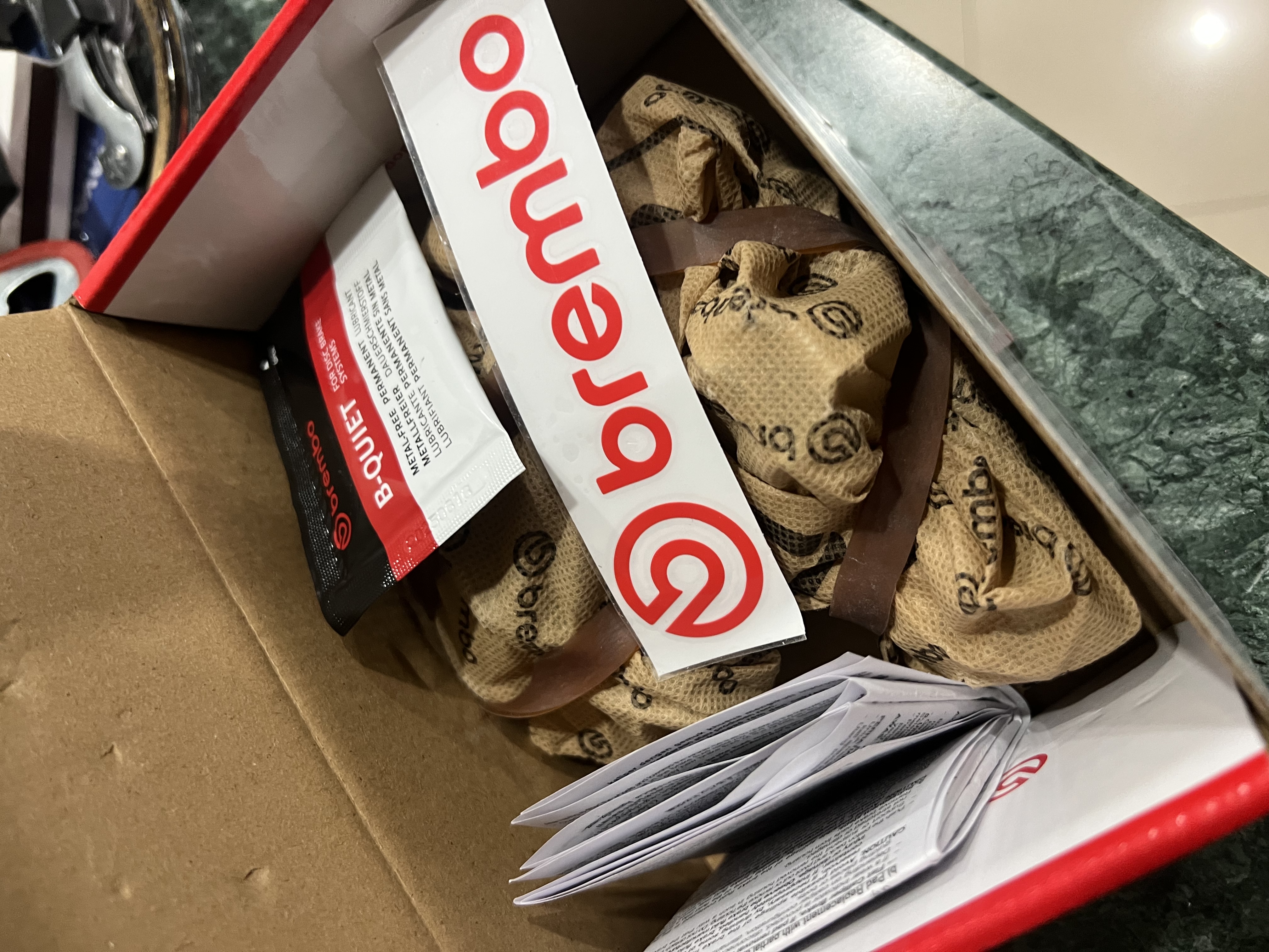 布雷博（Brembo）刹车后片原厂品质宝马1系118/120/125/3系/316/318/320/X1/E87F35 实拍图