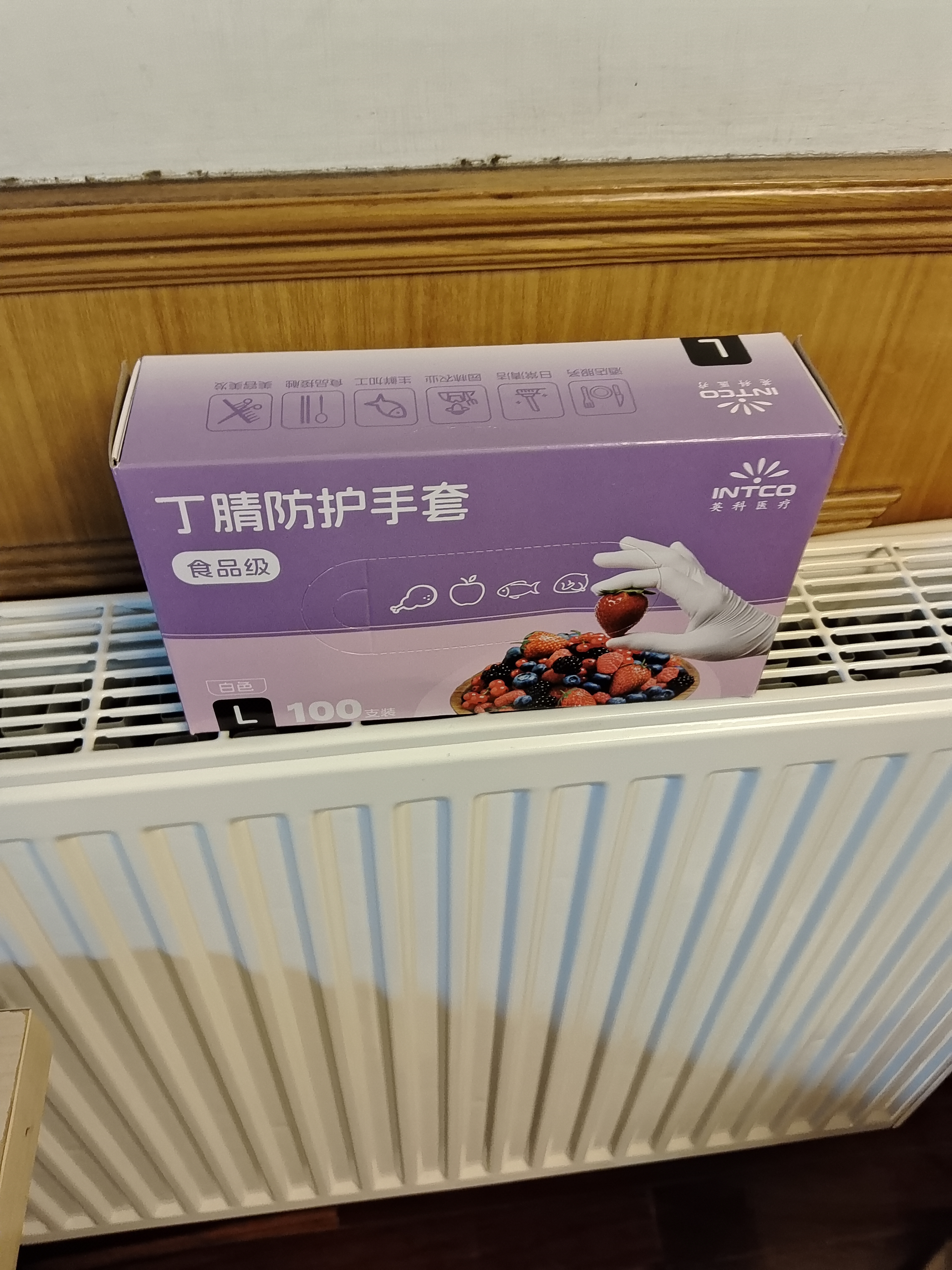 英科医疗（INTCO）一次性手套丁腈手套100只大码餐饮清洁加厚耐用丁晴白色橡胶手套 实拍图