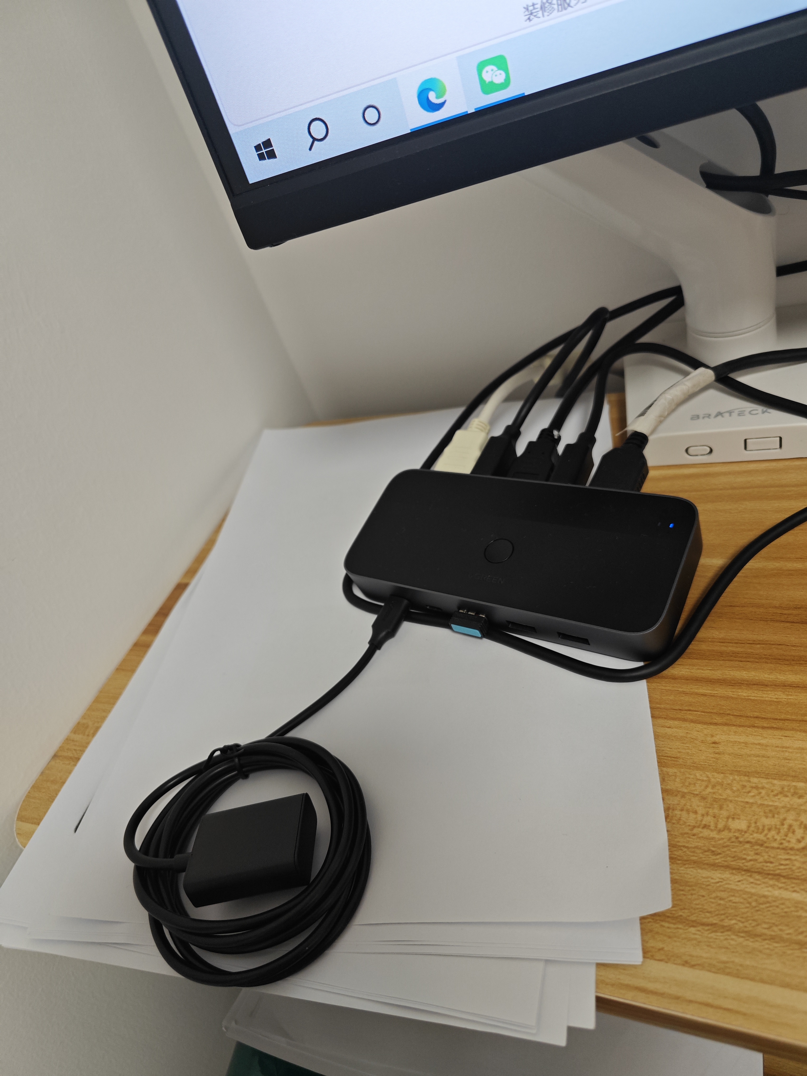 绿联HDMI2.0 KVM切换器4K60Hz视频切屏器二进一出 共享USB打印机键盘鼠标 电脑接电视显示器分屏35765 实拍图
