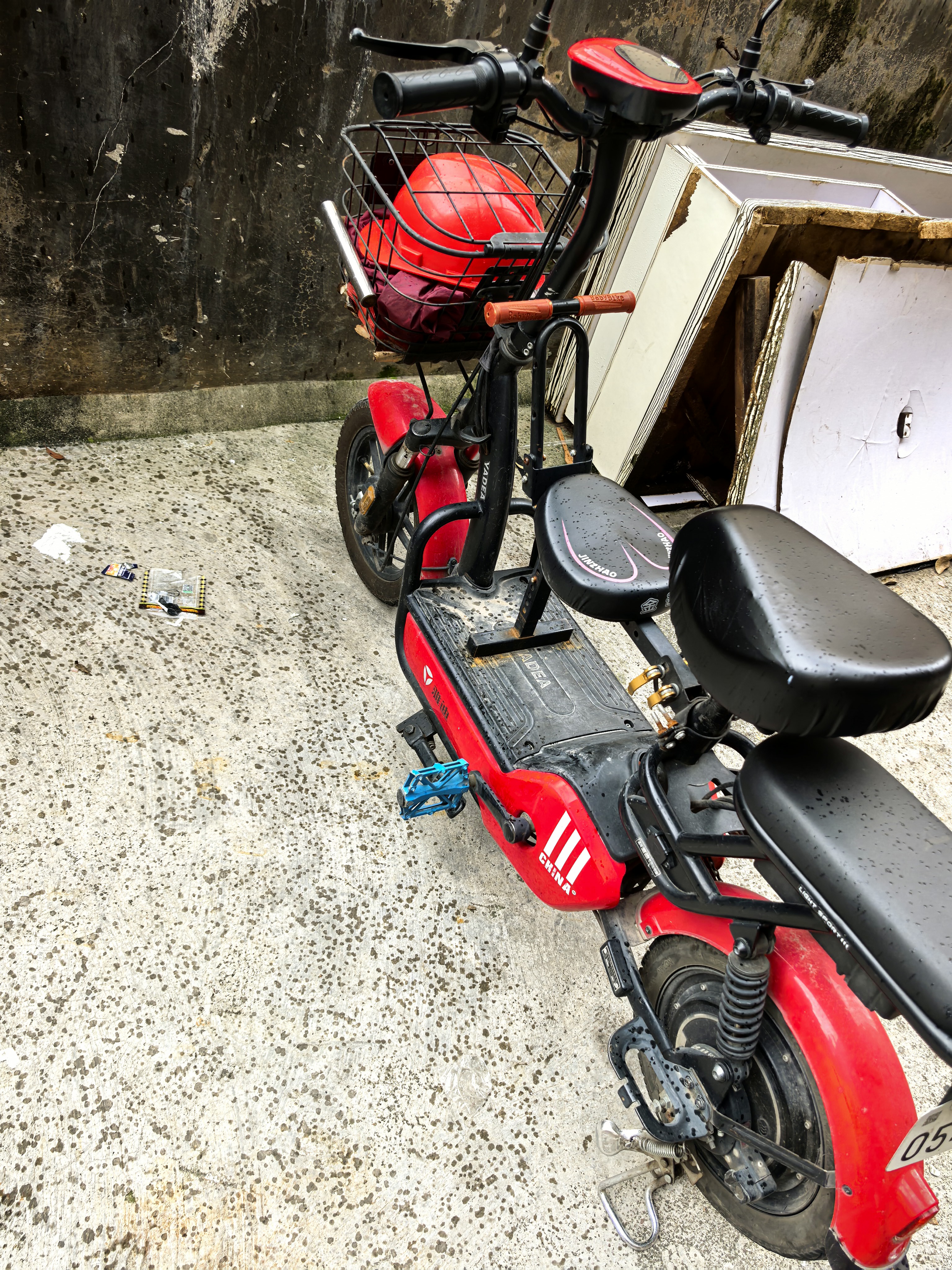 超威真A+升级2代48V60V72V石墨烯电动车电池铅酸电瓶适用爱玛雅迪台铃 48V12Ah 以旧换新 4只装 【重磅升级】2代 适配12-14Ah 实拍图