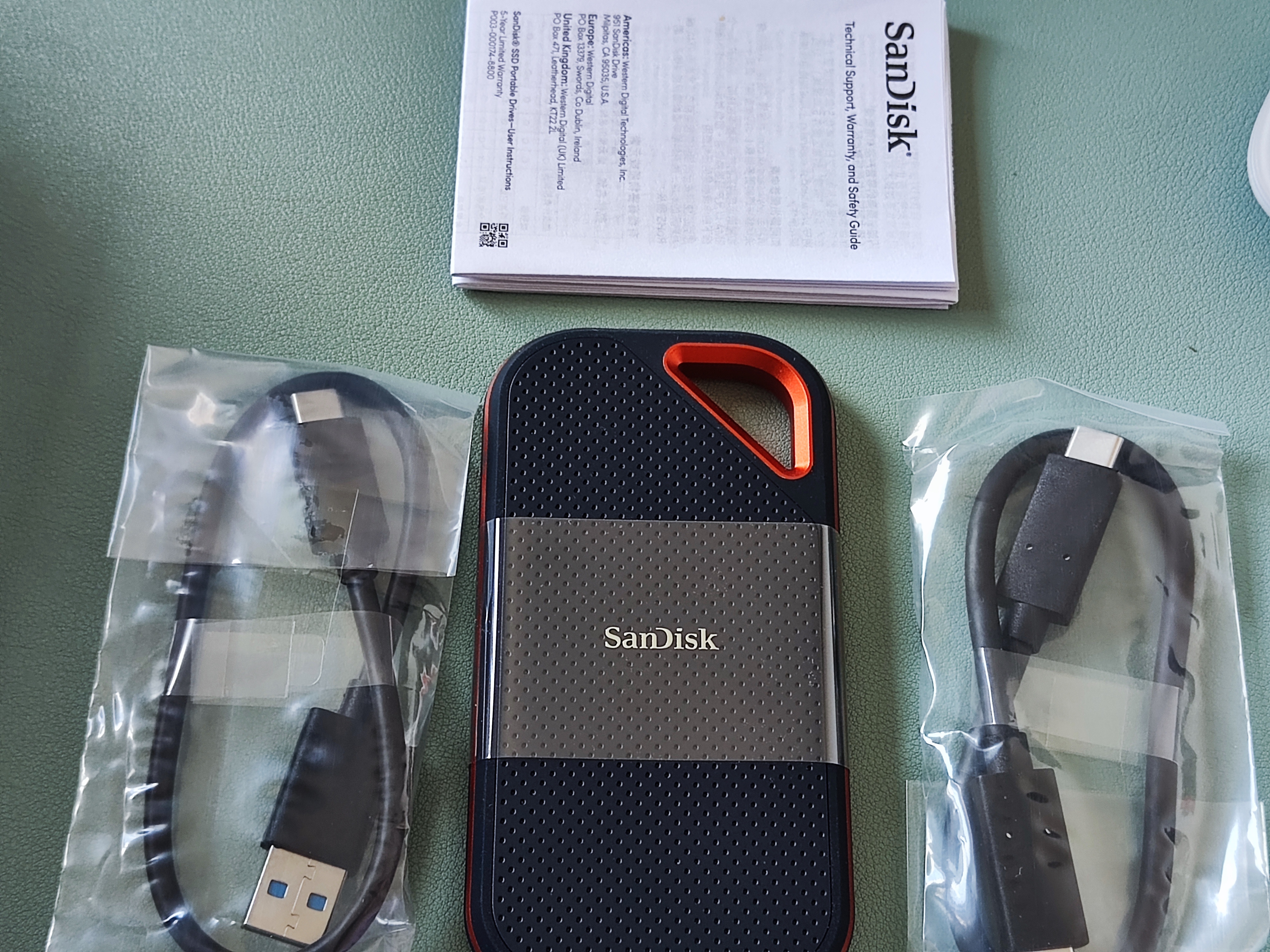 闪迪（SanDisk）2TB Nvme移动固态硬盘（PSSD）E81至尊超极速Pro版SSD 读速2000MB/s 手机直连笔记本外接 三防保护 实拍图