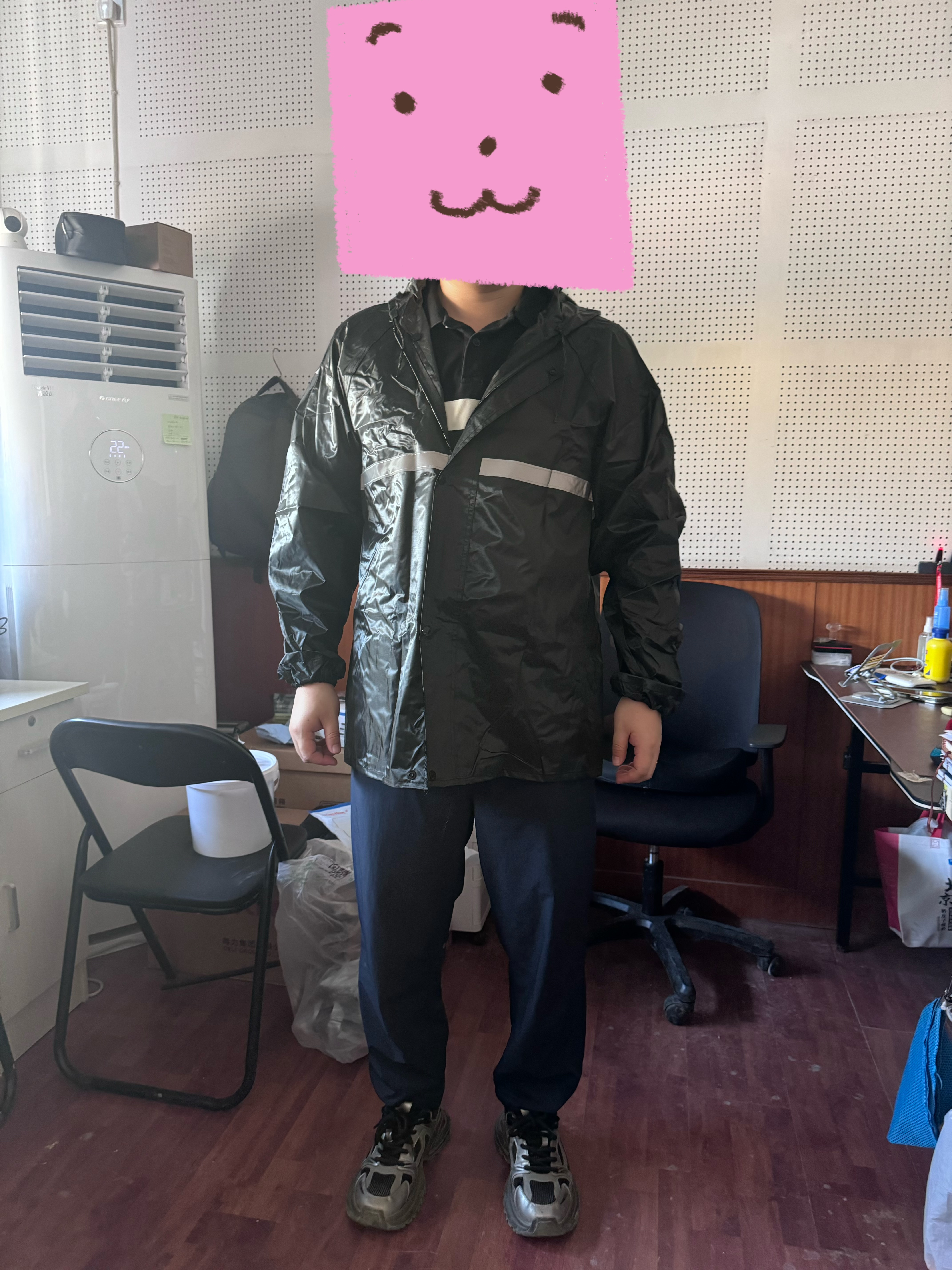 乐优佰易 反光成人雨衣套装分体式 C牛津布单帽檐 XXXL 防暴雨含雨裤骑车交通 实拍图