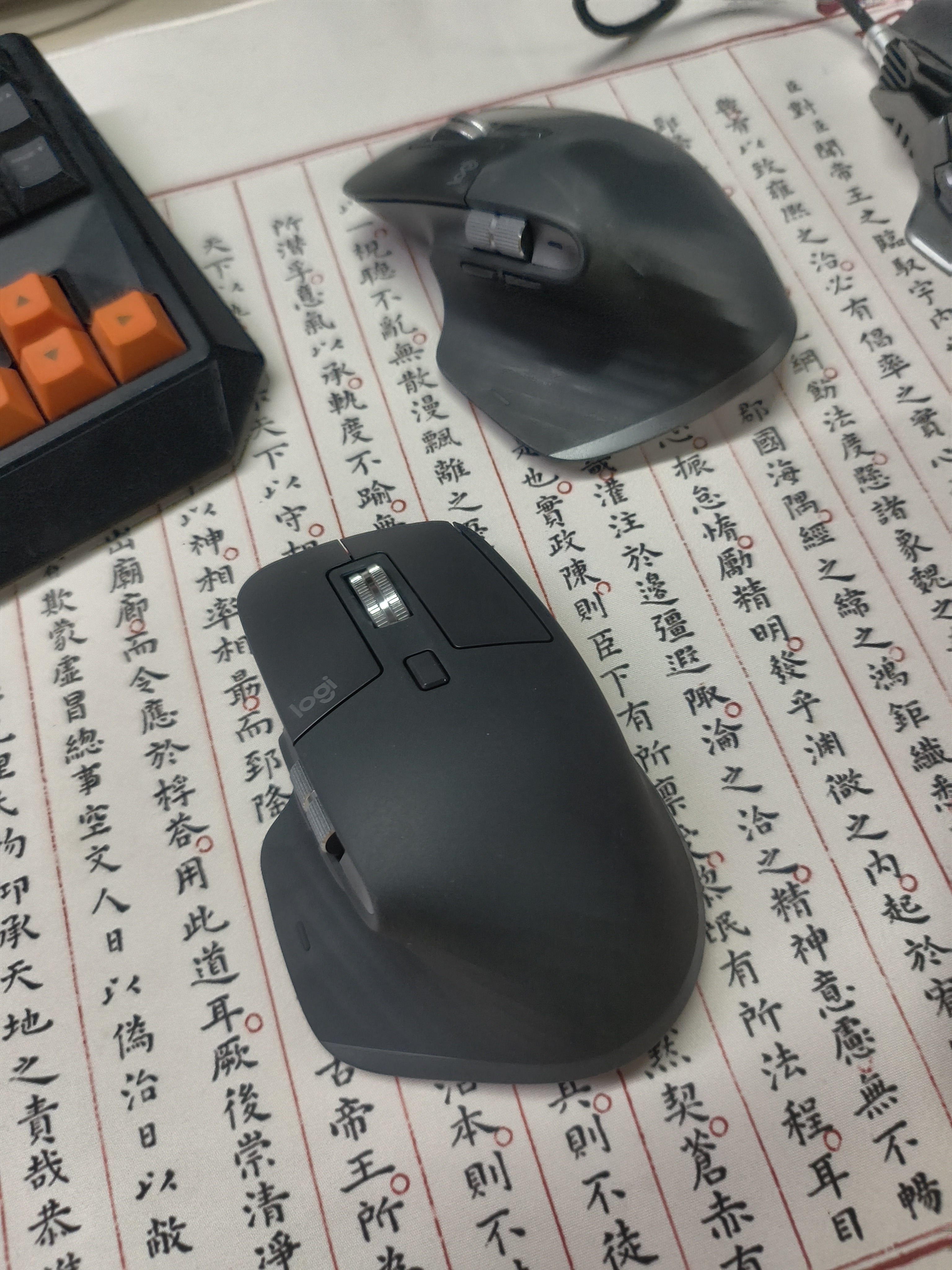 罗技（Logitech）大师系列 MX Master 3S 菁英版 无线蓝牙鼠标  办公静音鼠标 人体工学 石墨黑 无线接收器需另购买 实拍图
