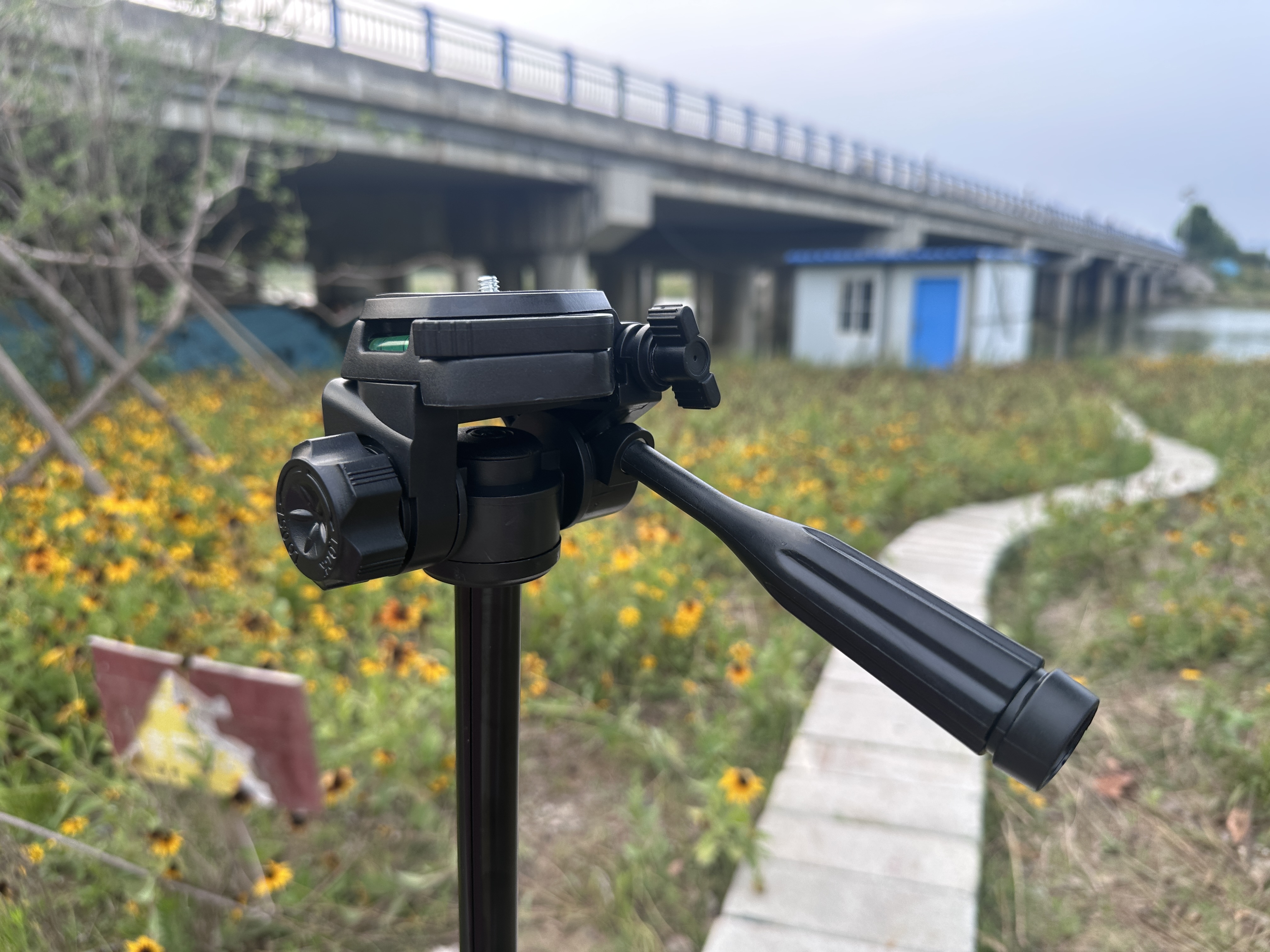 漾菲斯【热销200万+】三脚架相机支架便携单反手机直播三角架摄影机微单云台户外拍摄尼康佳能索尼 实拍图