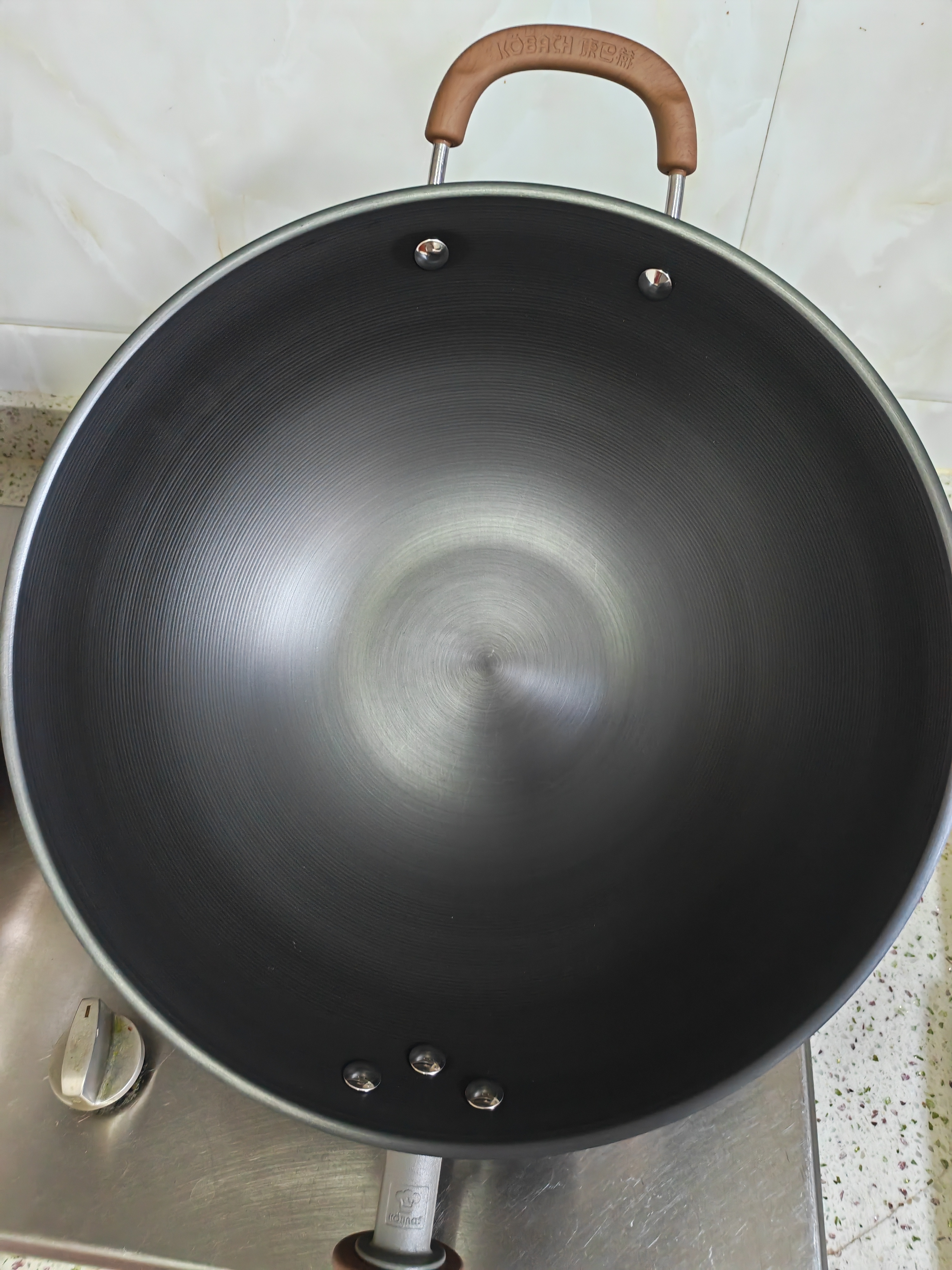 康巴赫【发布会新品】钛香铁锅炒锅无涂层炒菜不粘锅家用电磁炉燃气通用 【365天生锈包换】炒锅+不锈钢铲 34cm 钛+铁熔炼技术丨超强防锈丨一级不粘 实拍图