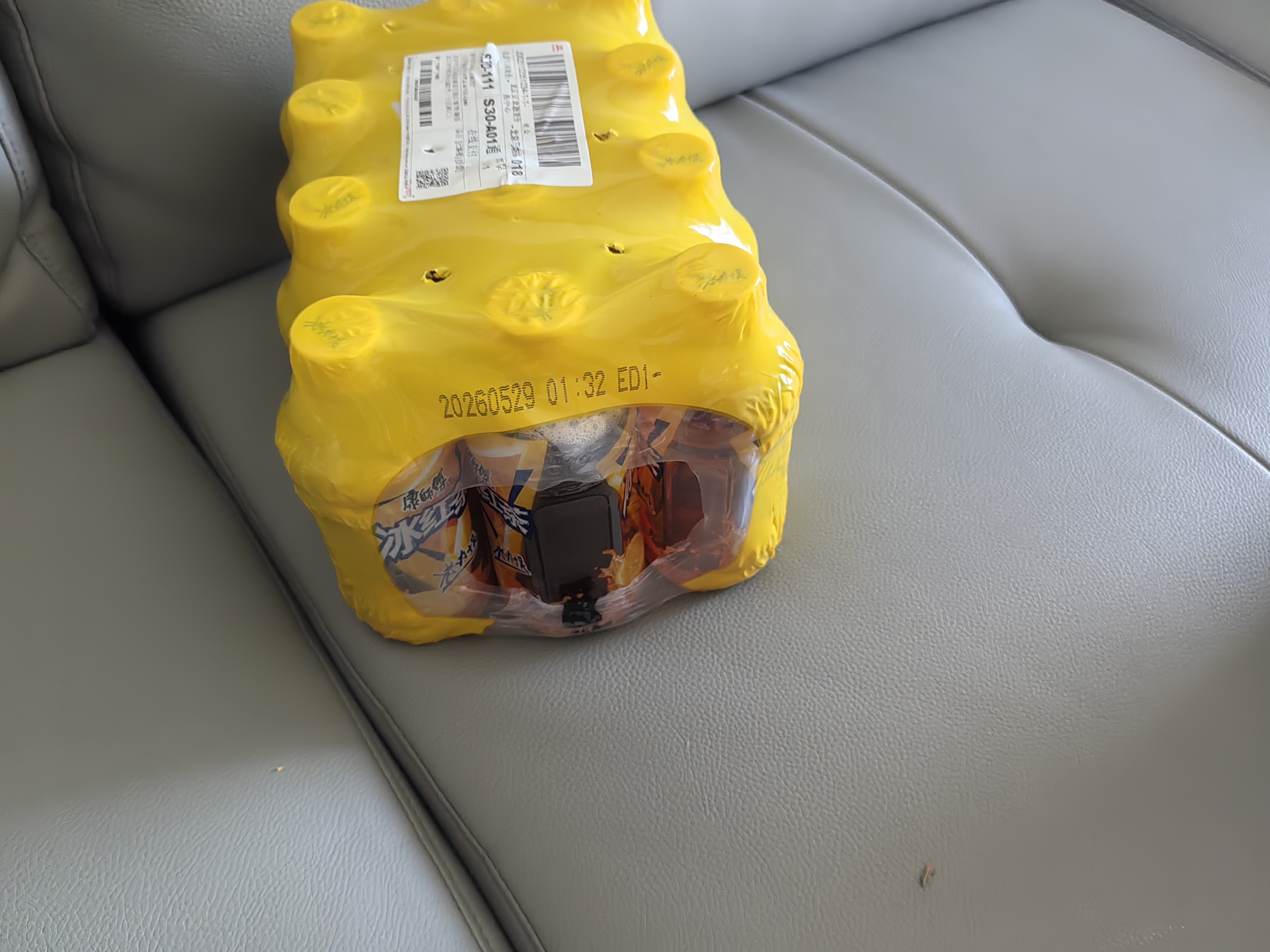 康师傅 冰红茶330ml*12瓶 柠檬红茶饮料饮品轻巧装整箱 热门商品 实拍图
