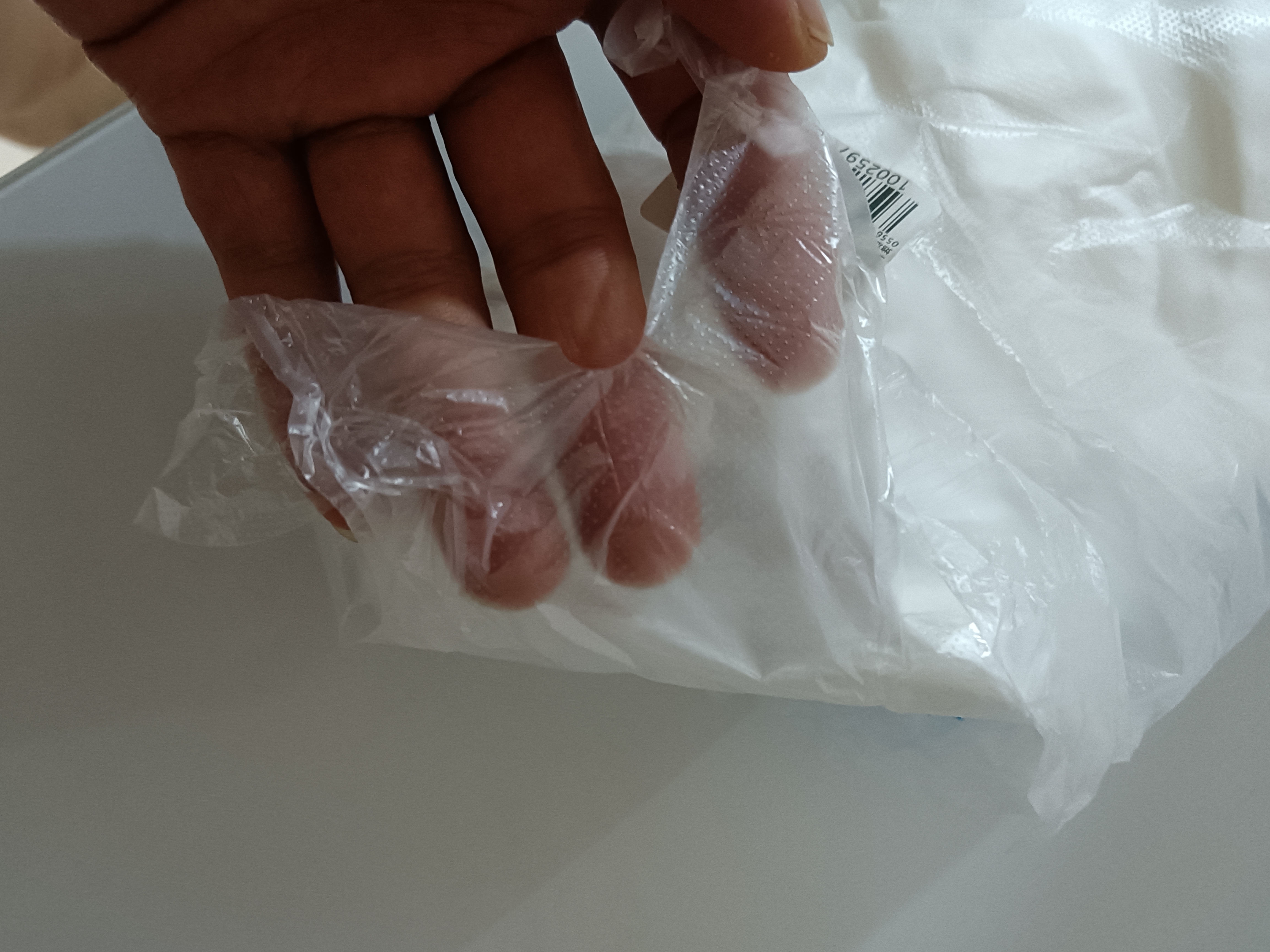 洁比世一次性手套200只加厚款食品用抽取式塑料PE防漏家用厨房透明烘焙 实拍图