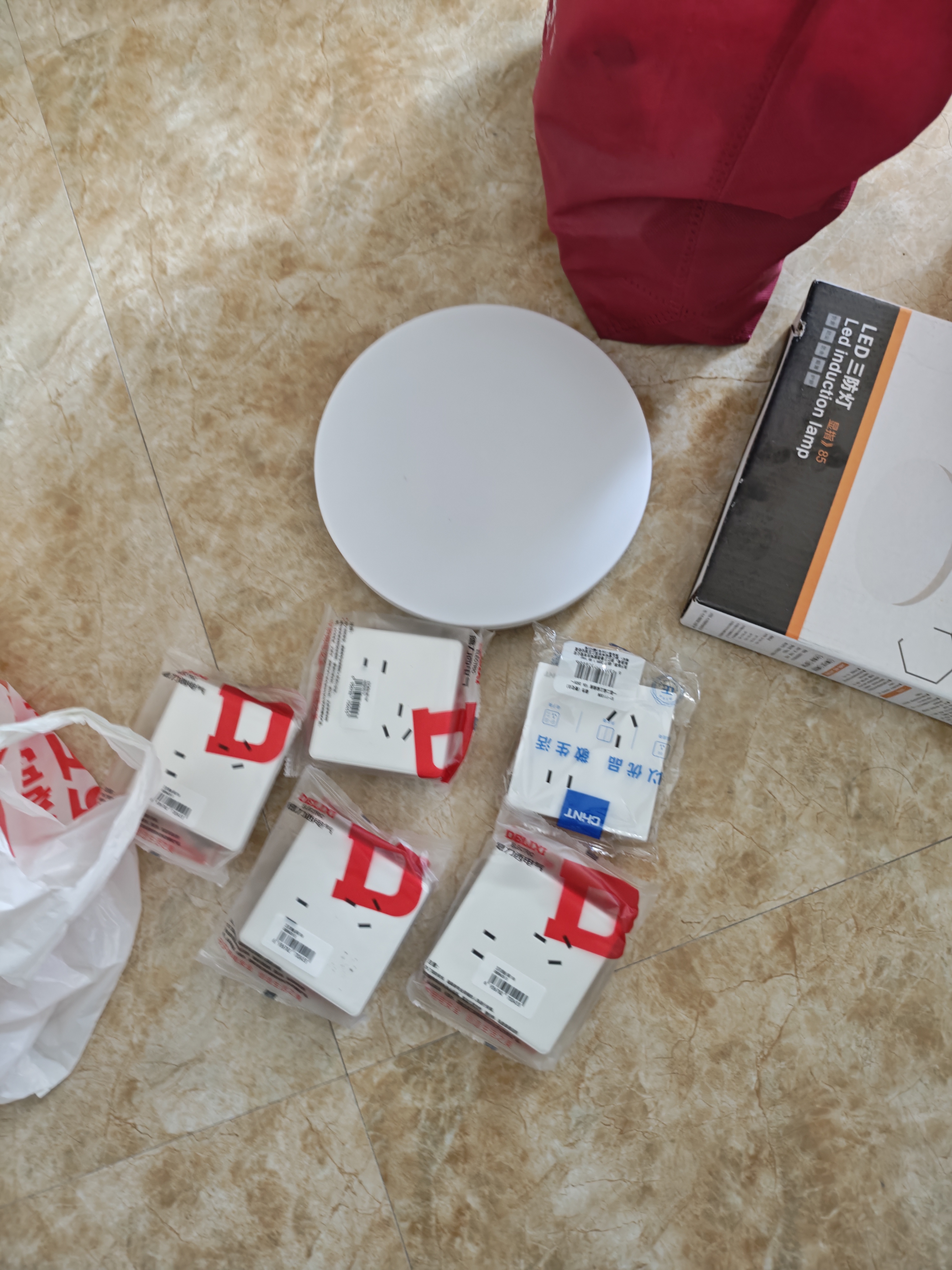 正泰吸顶灯LED卧室灯阳台过道灯具超薄超亮三防灯白光灯饰48W正白光 实拍图