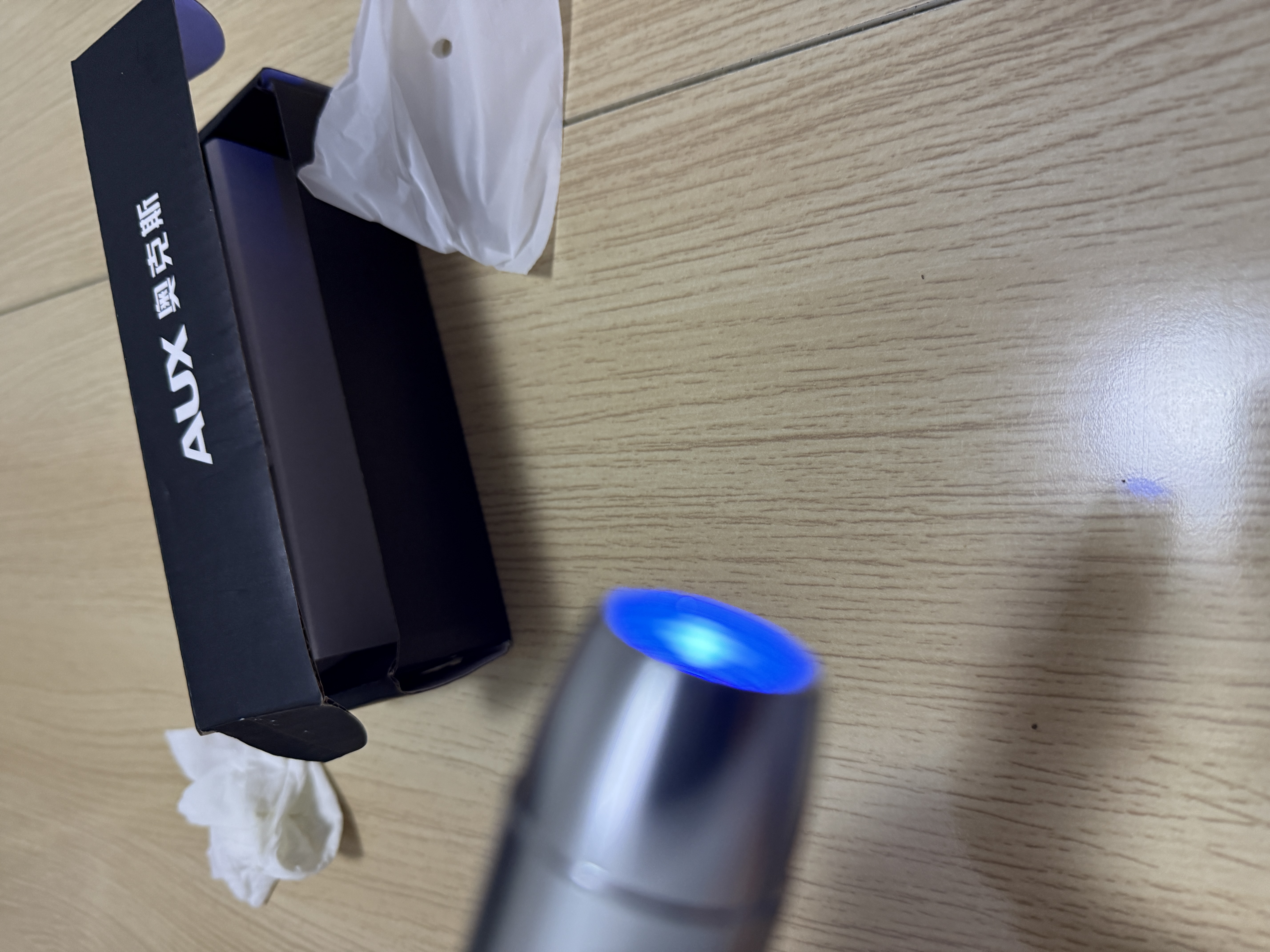 奥克斯玉石鉴定手电筒强光猫癣鉴定看珠宝翡翠专用专业365紫光灯文玩 实拍图