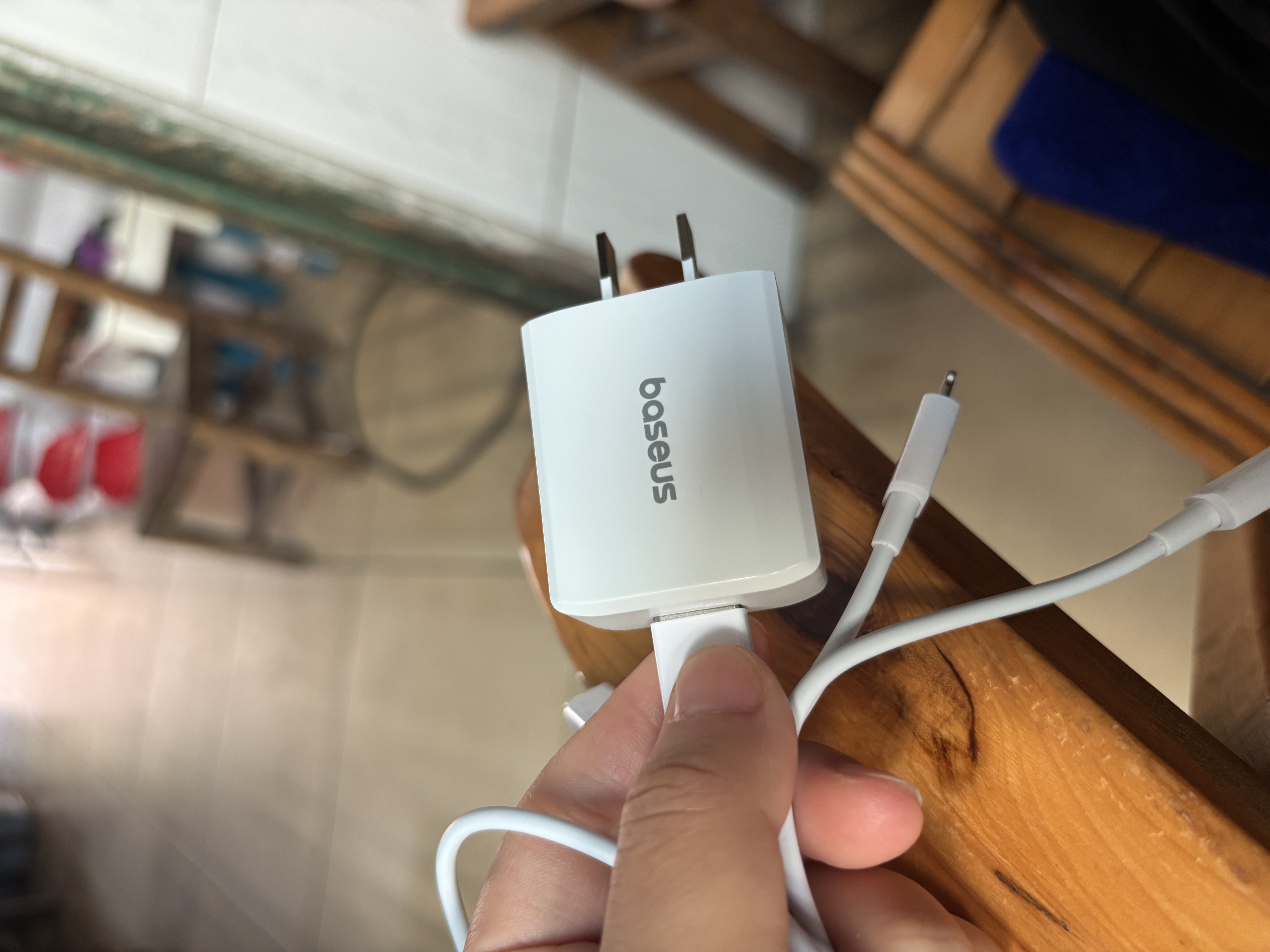 倍思5V/2A/1A三合一充电器套装USB插头苹果安卓充电头通用华为小米手机iPad耳机插头电源适配器 白 实拍图