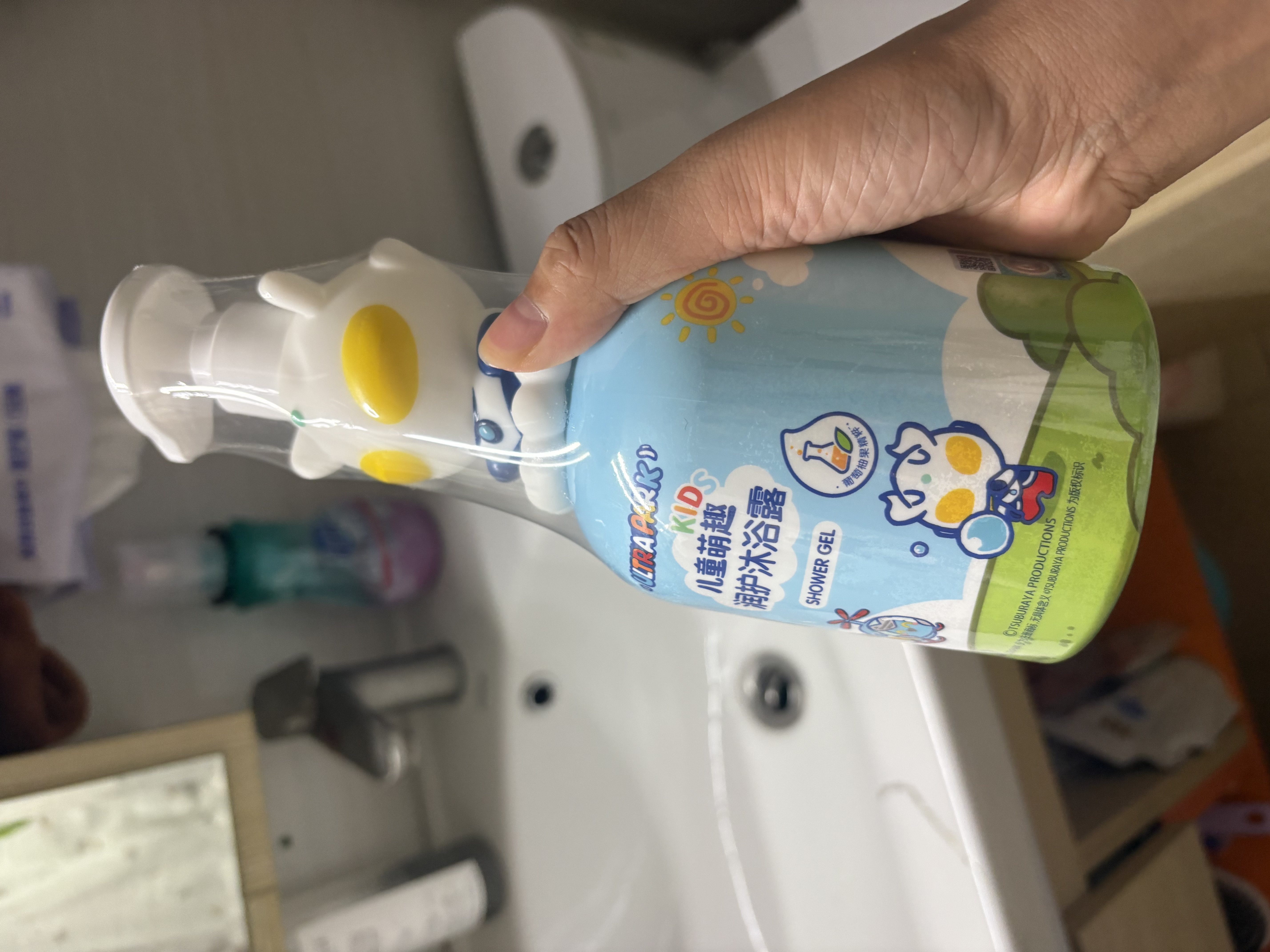青蛙王子儿童沐浴露 宝宝沐浴乳 奥特曼萌趣-赛罗 500ml 新年送礼 实拍图