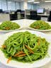 桑叶苦瓜芹菜面条绿色果蔬挂面蔬菜面糖人专用主食糖友血糖 【理想主食】3斤装【1500g】桑叶苦瓜芹菜面  桑叶苦瓜芹菜面 实拍图