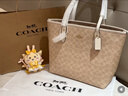 蔻驰（COACH）奥莱女士夏季女包经典标志CITY拉链托特包单肩手提包礼物city30 沙黄色/粉笔白色（新版） 实拍图