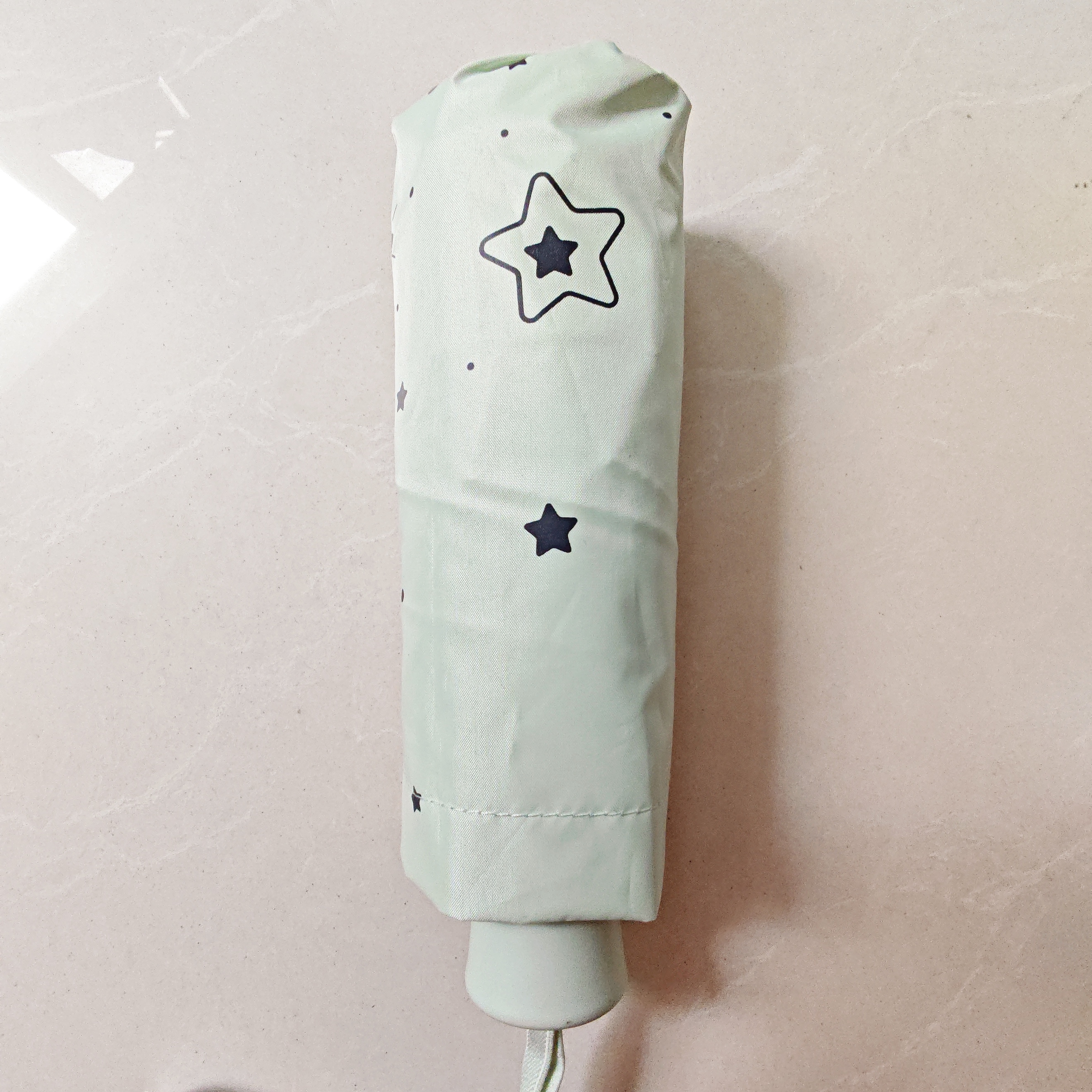 天堂伞 防晒晴雨伞五折 晴雨伞便携五折伞黑胶伞防晒伞 冷萃绿 实拍图