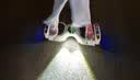 领盟电动儿童礼物智能平衡车6-12岁体感车10岁到15岁腿控两轮代步 7吋高配白【蓝牙+跑灯+炫光+杆】 实拍图