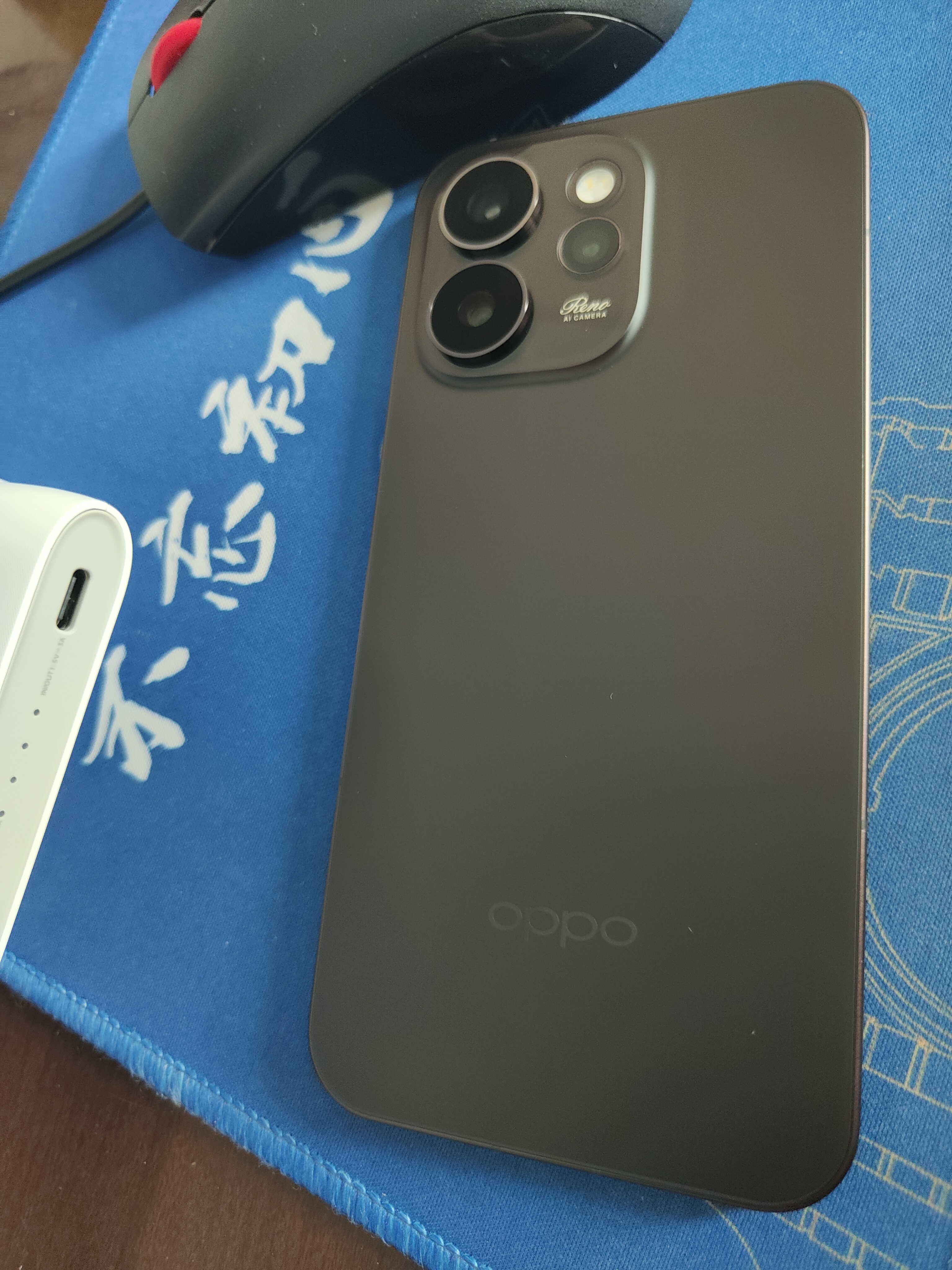 OPPO Reno15 Pro 12GB+512GB 可露丽棕 2亿像素 无线充电 AI实况 直播拍照 5G智能手机 新品 国家补贴 实拍图