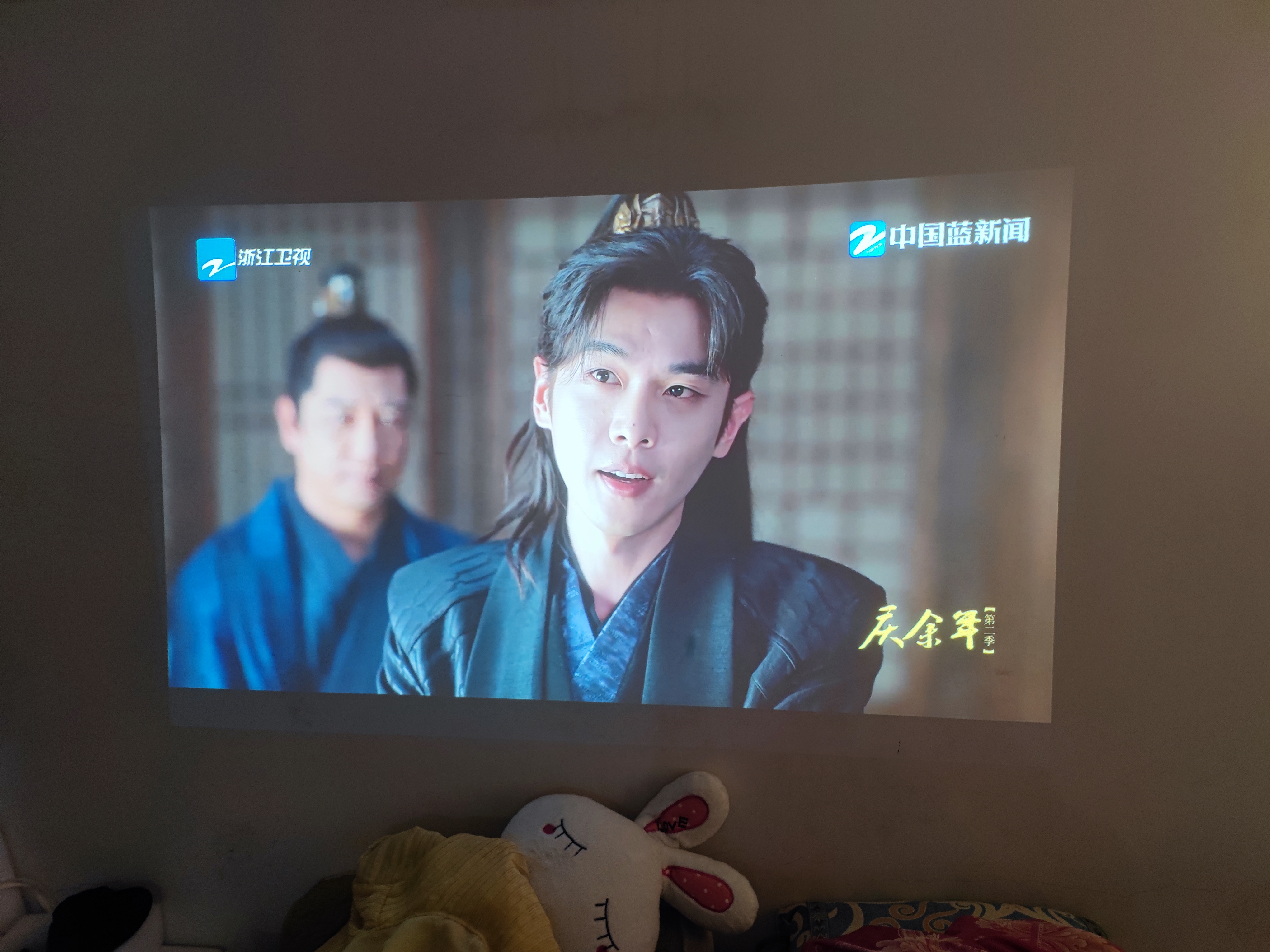 爱普生（EPSON）CH-TW5750【5700升级款】3LCD家庭影院智能投影仪（2700lm高亮度  原生1080P） 实拍图