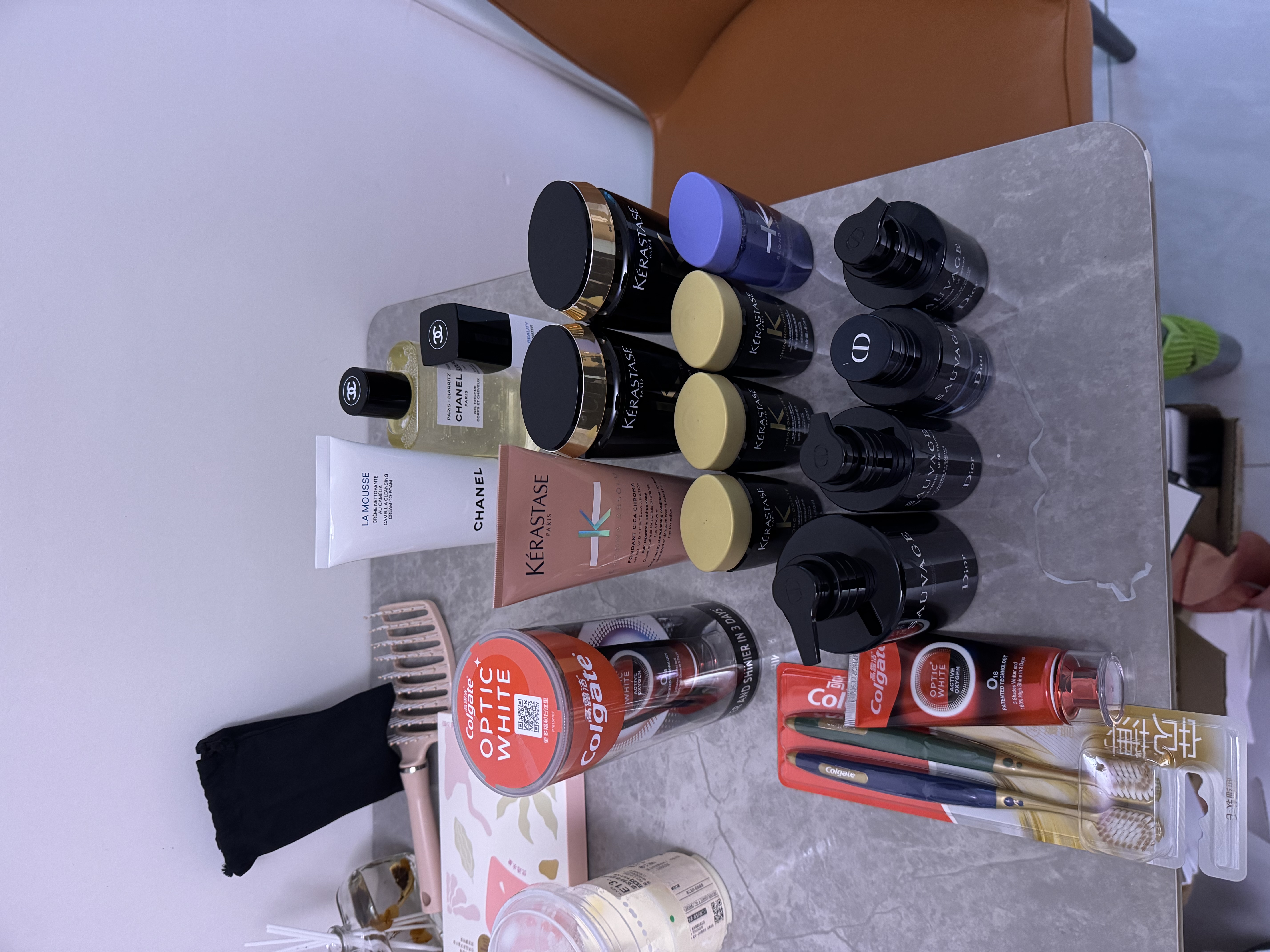 卡诗氨基酸水光精华霜护发素200ml柔顺保湿修护强韧锁色发色护理礼盒 实拍图