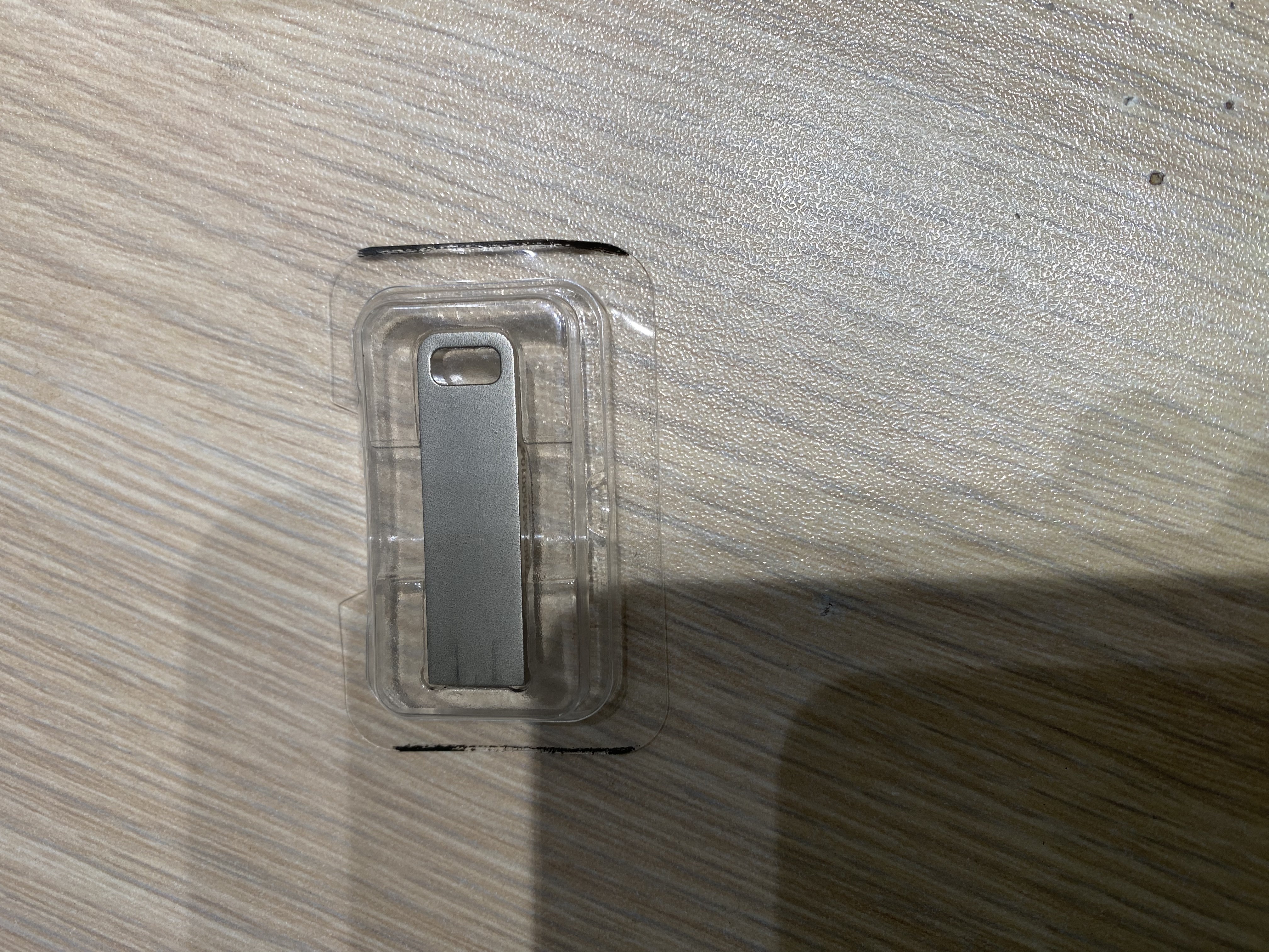 爱国者（aigo）16GB USB2.0 U盘 办公电脑U盘 投标u盘U268 小巧便携金属优盘 实拍图
