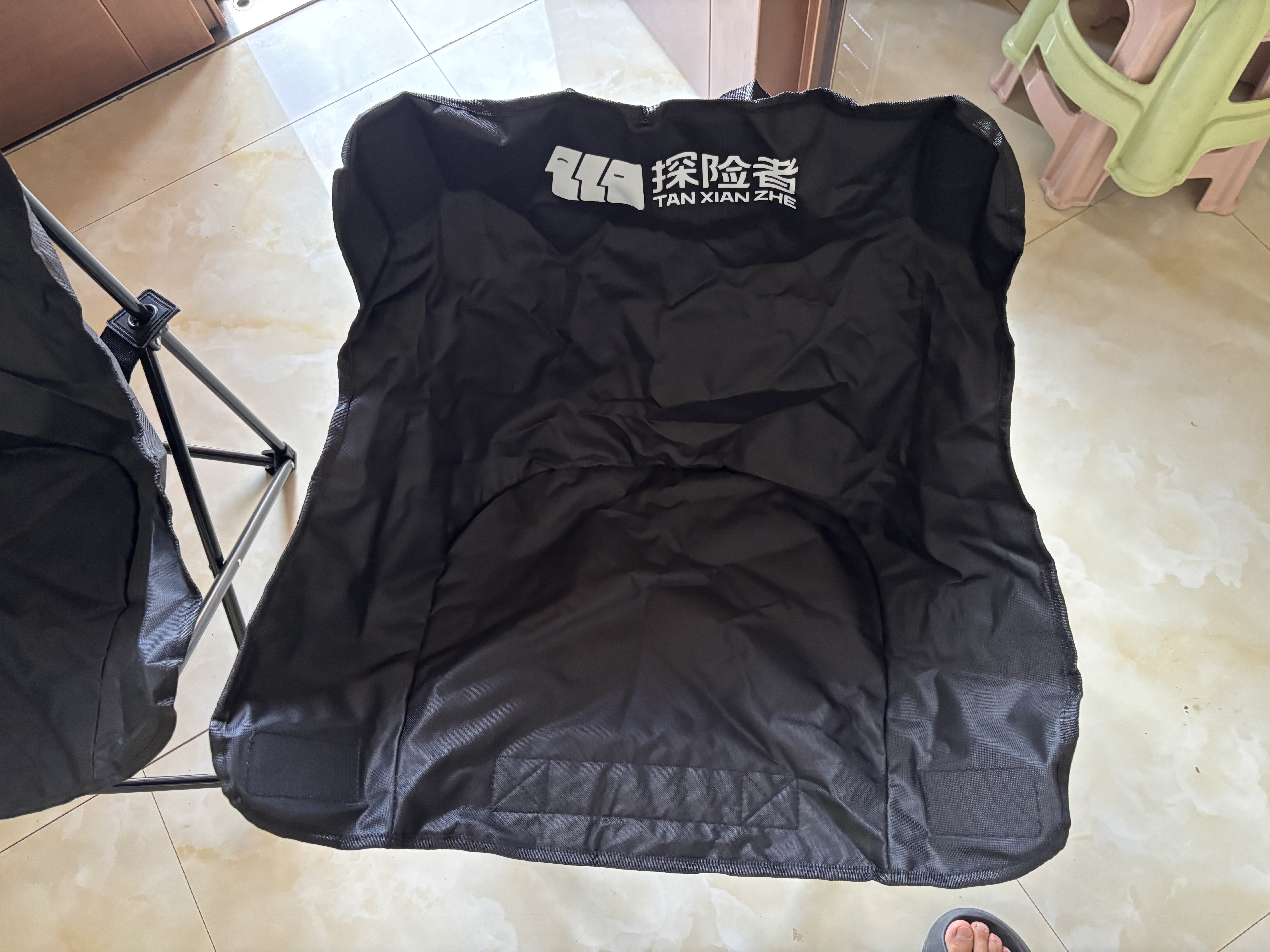 探险者（TAN XIAN ZHE）户外折叠椅露营椅子月亮椅便携折叠桌椅高靠背躺椅小凳子钓鱼椅 经典舒适款黑色【3重绷带加固】 实拍图