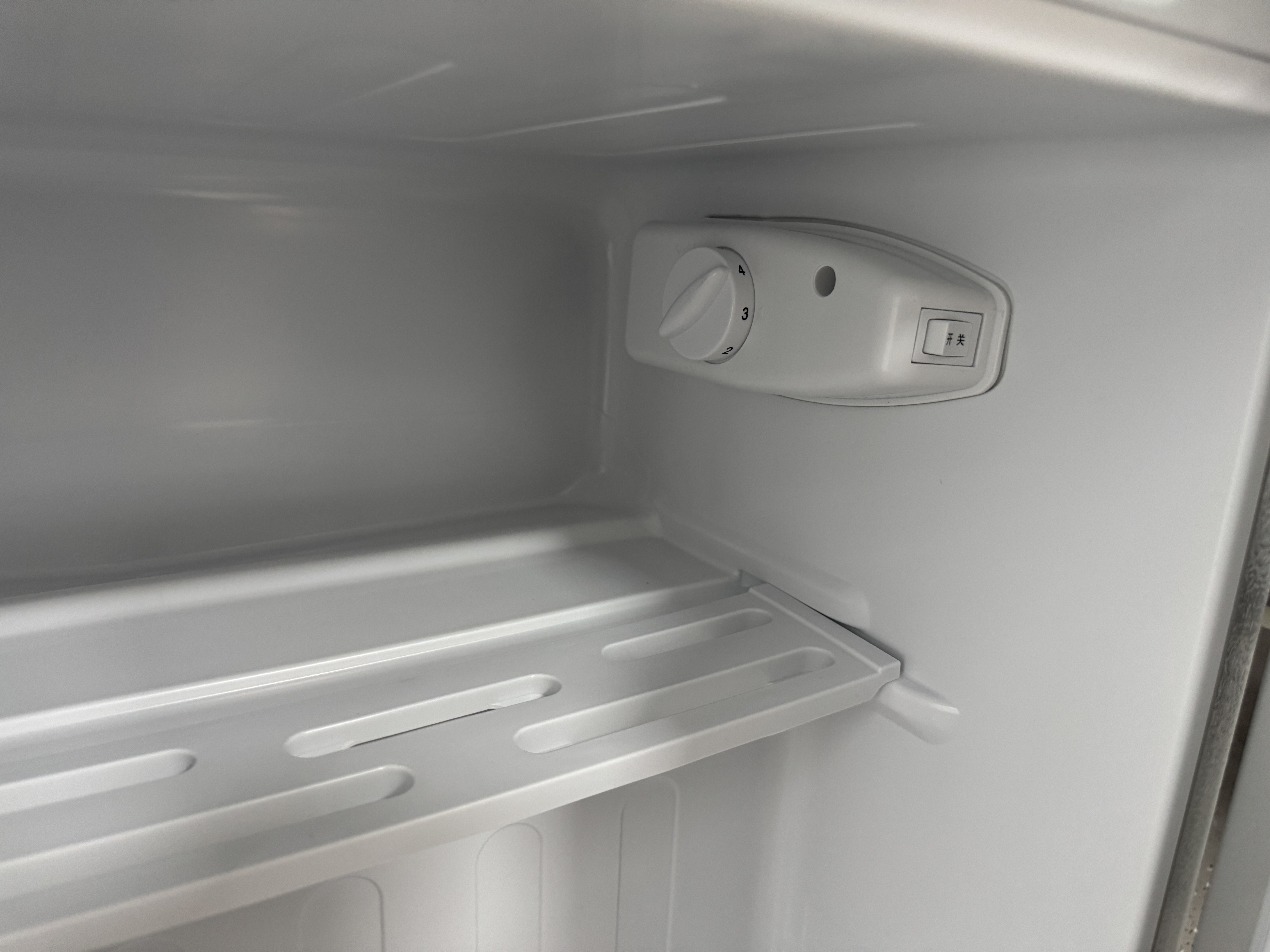 新飞冰箱小型租房用 一级能效冷 藏冷冻两用1-2人家用小冰箱 出租房双门电冰箱办公室两门 26年升级 58A一级能效【高性价比】银 实拍图