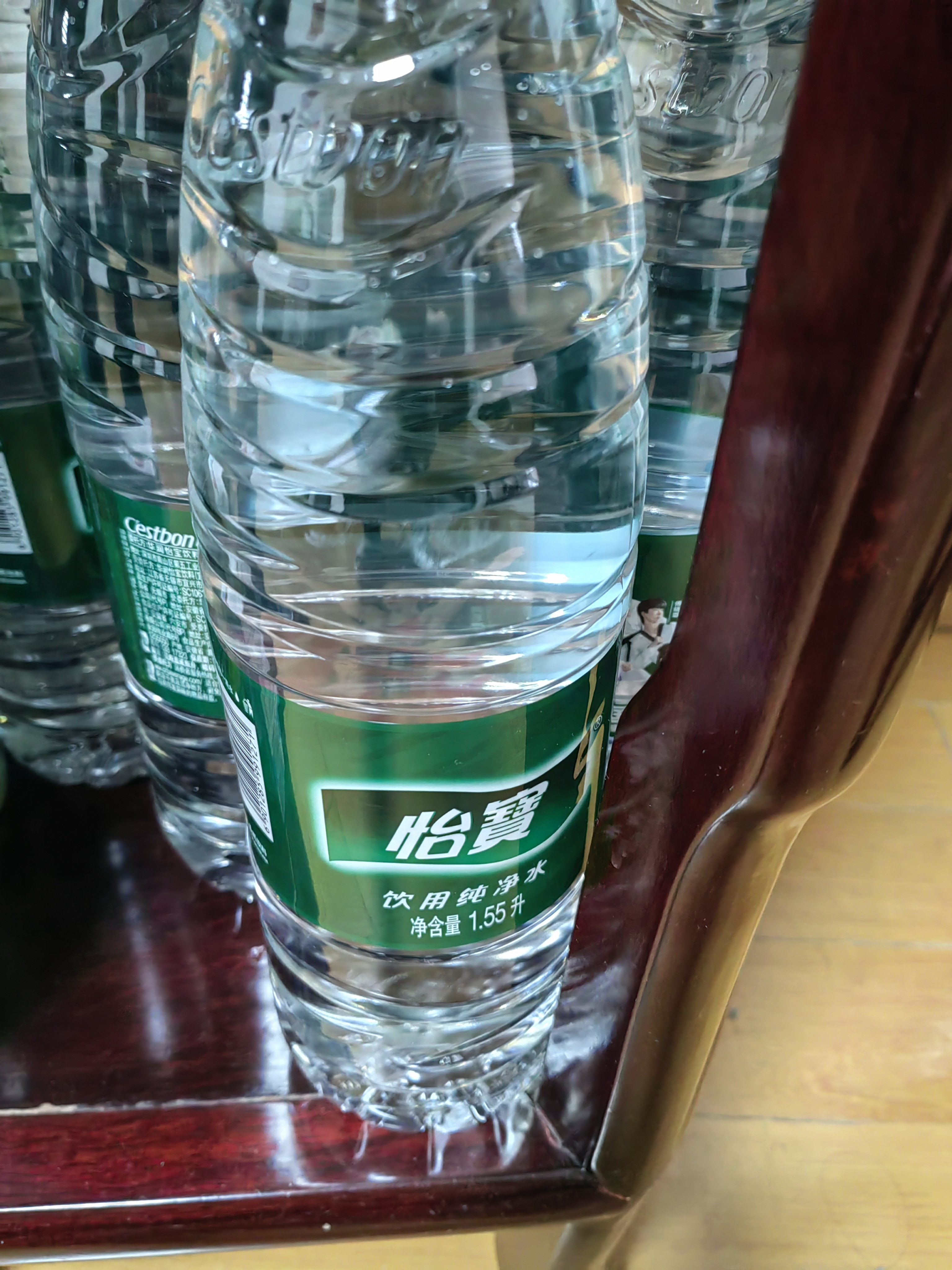 怡宝纯净水1.55L*12瓶/箱大瓶饮用水非矿泉水泡茶煲汤整箱 租房实用 实拍图