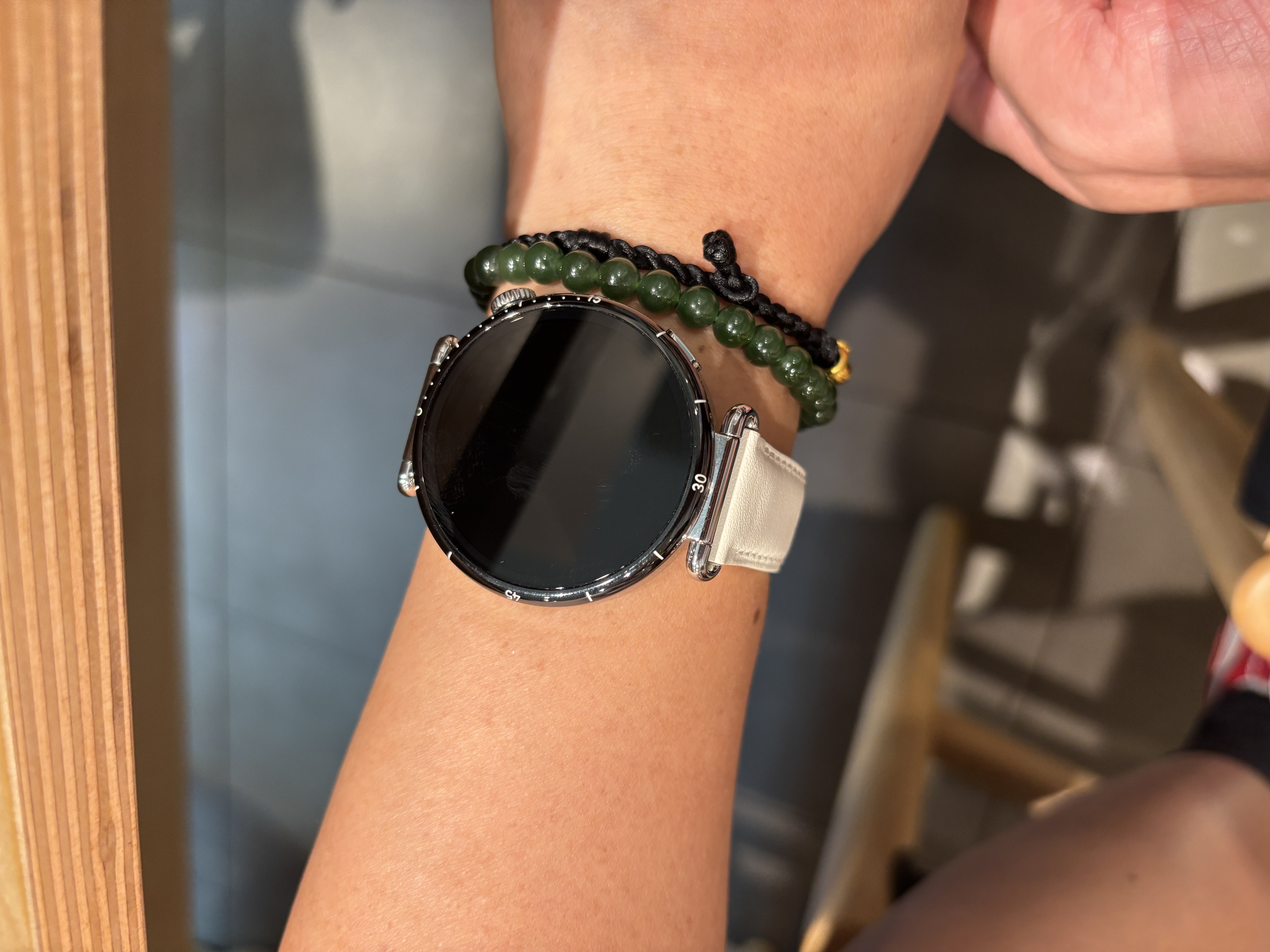 HUAWEI WATCH GT 6 魅影黑 41mm智能手表多维情绪健康全新骑行体验强劲续航 实拍图