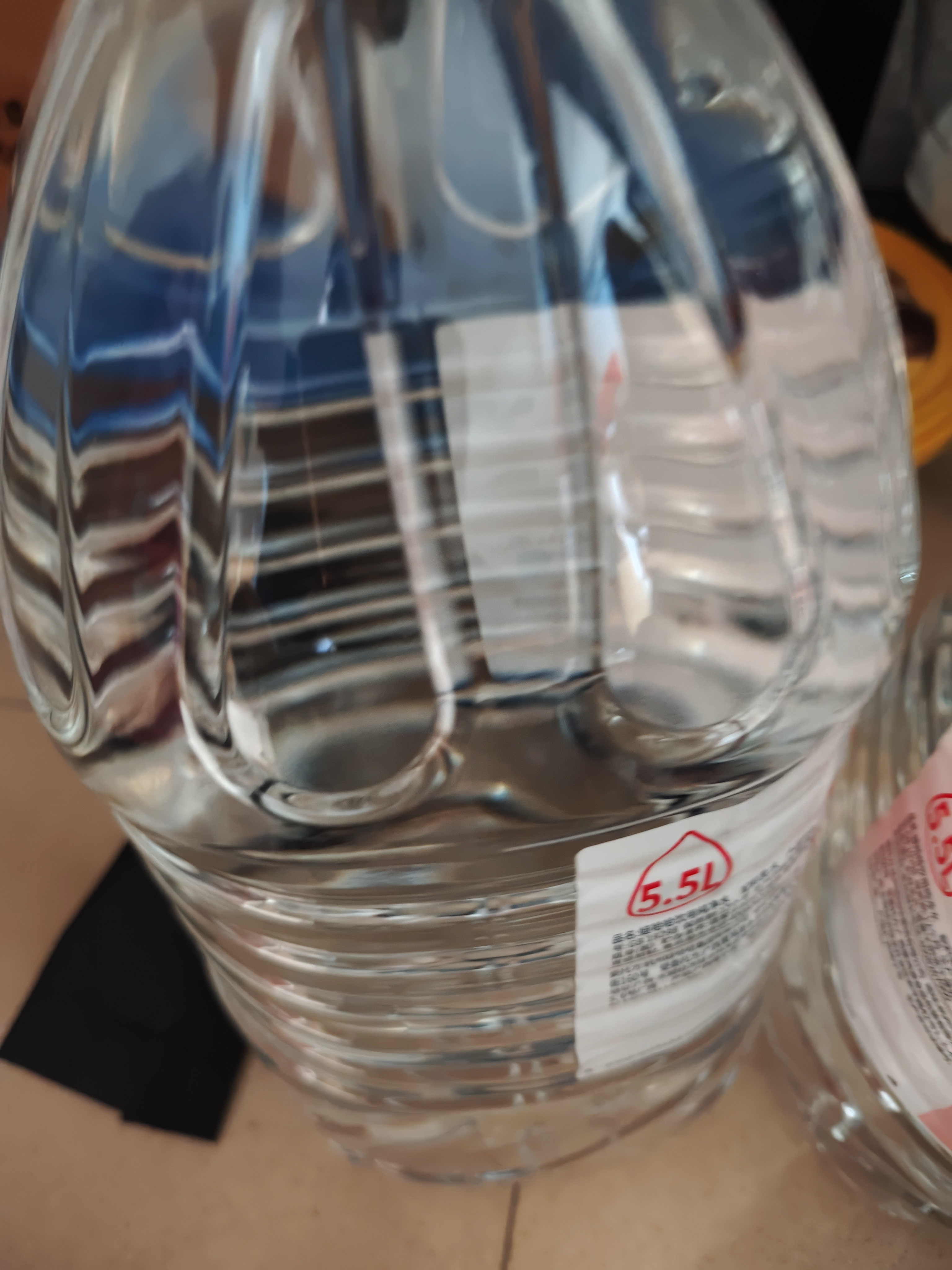 娃哈哈纯净水5.5L*4桶 塑膜装 加量装大桶装水 泡茶冲奶粉 哇哈哈饮用水 实拍图