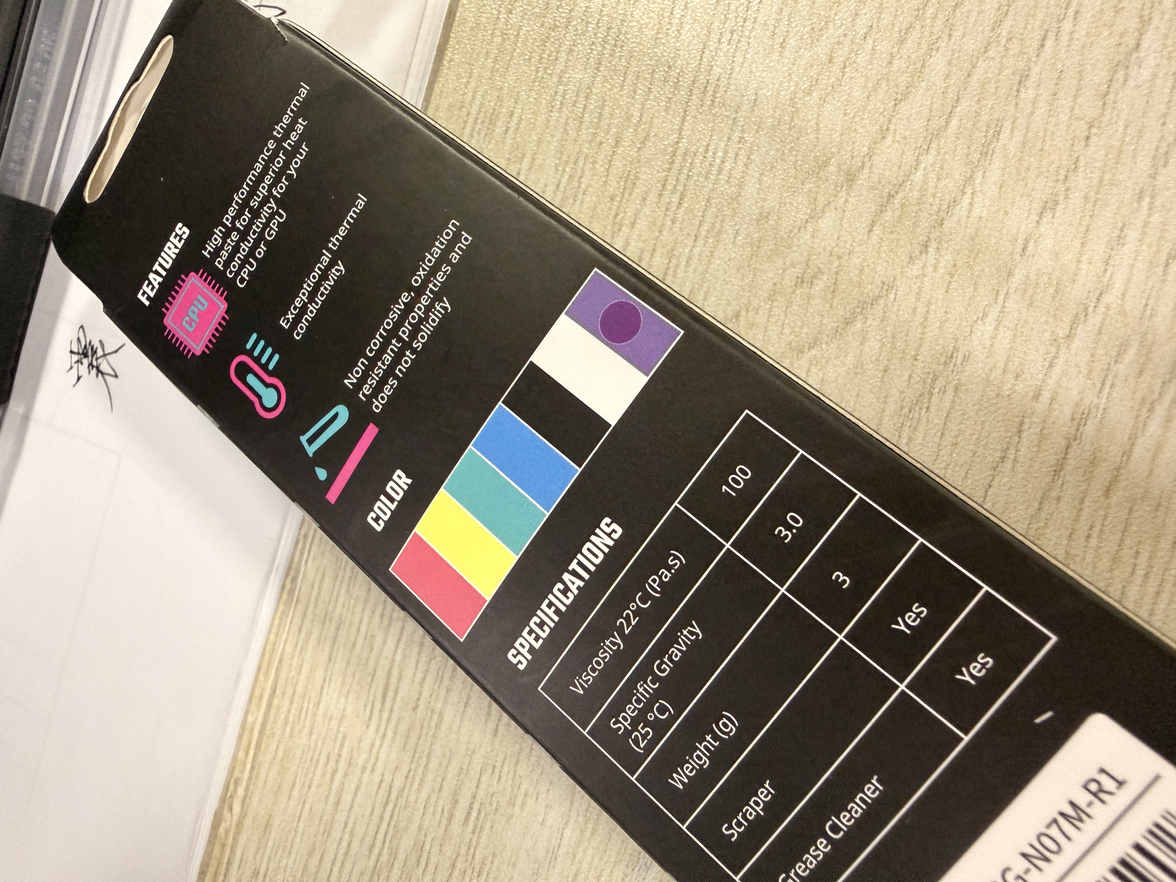 酷冷至尊(CoolerMaster) CF12.6  钻石纳米导热膏硅脂（CPU散热膏/ 导热系数12.6/笔记本导热膏/电脑组件） 实拍图