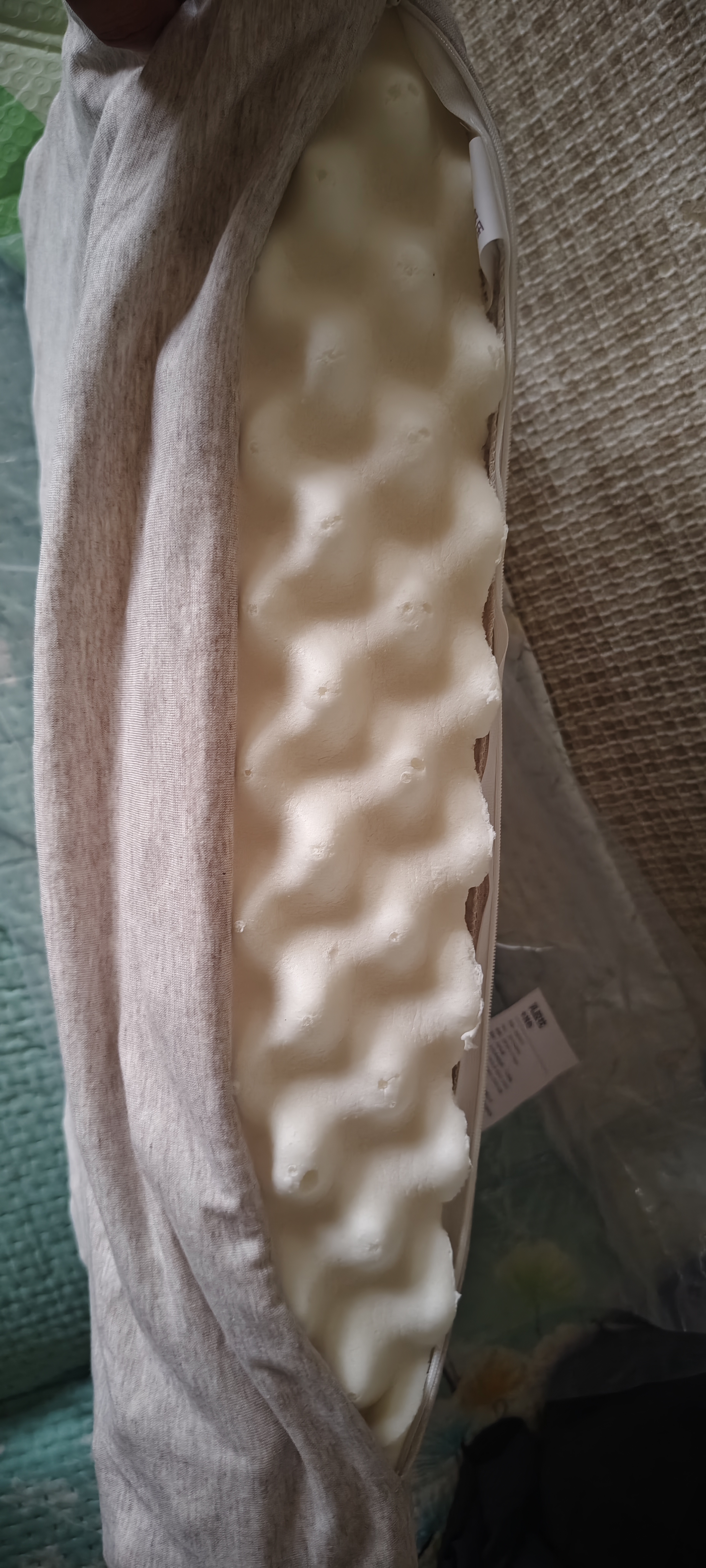 网易严选泰国进口乳胶枕头 93%含量天然原液乳胶枕米色天竺棉枕套 优眠款 实拍图