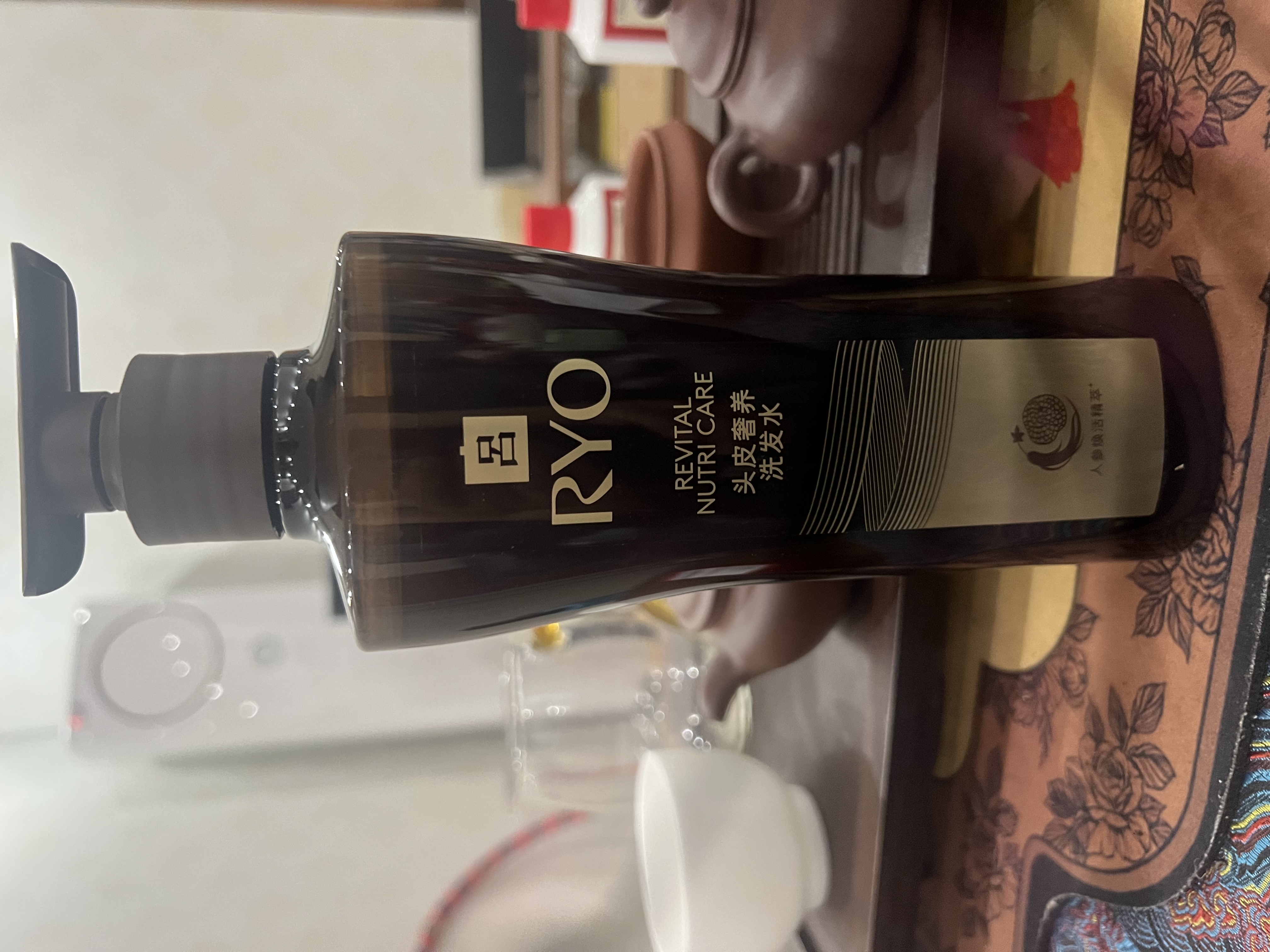 吕（Ryo）黑金吕洗发水400ml滋养修护盈亮发丝洗发膏洗发露【黑吕升级】 实拍图