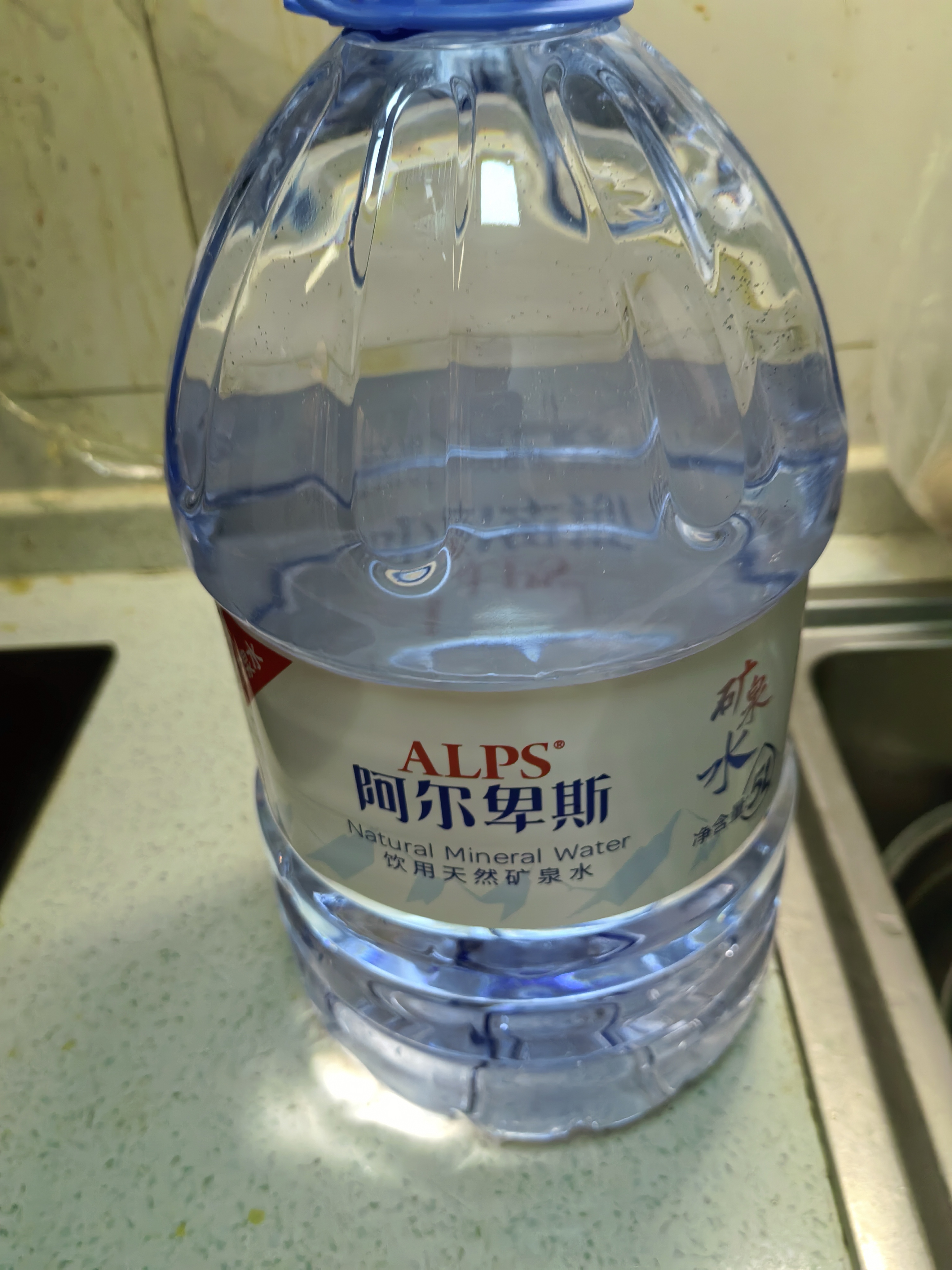阿尔卑斯天然矿泉水5L*4桶 整箱家庭装桶装水 大桶泡茶好水【线下同款】 实拍图