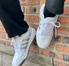 adidas ENTRAP美式校园风运动少年感复古篮球风板鞋男女阿迪达斯 白色/暗银金属/树脂黄   36 实拍图