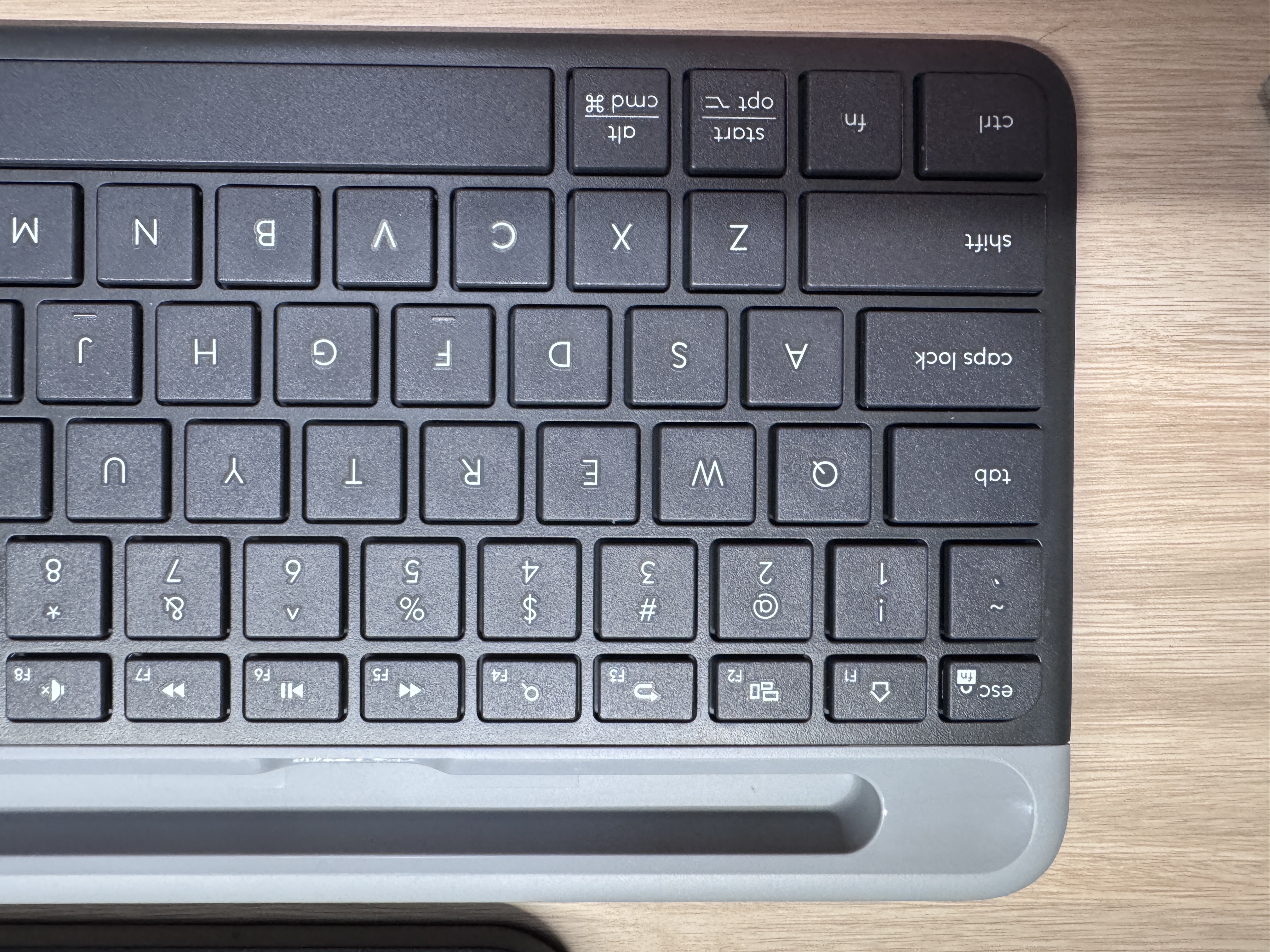 罗技（Logitech）时尚系列 K580 无线蓝牙键盘 办公键盘 便携超薄 笔记本键盘 平板键盘 星空灰 101键 实拍图