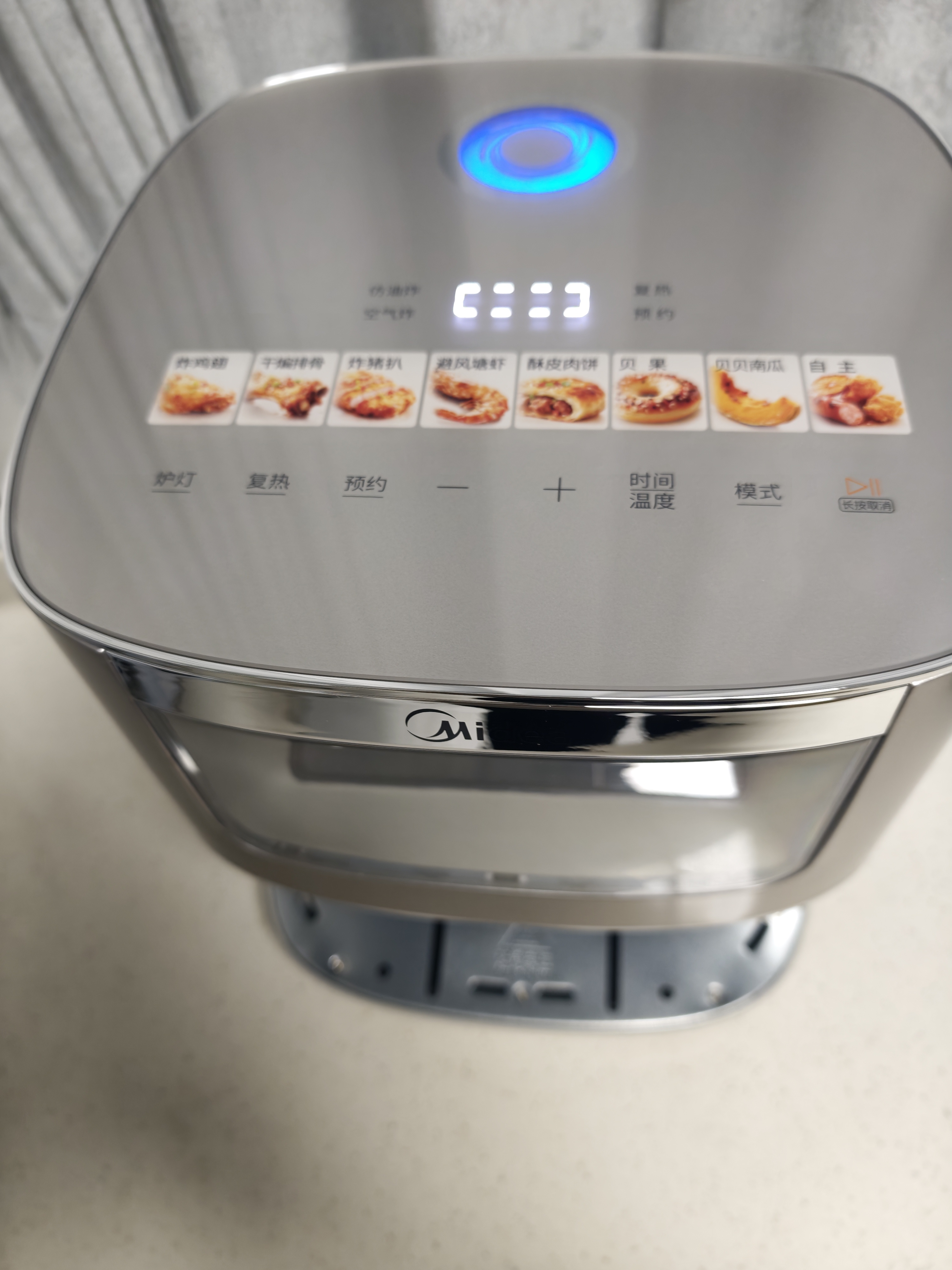 美的（Midea）新风炎烤空气炸锅不锈钢0涂层钛钢小家电空气炸锅蒸烤一体2026新款家用6.5L大容量KZC6521PRO 实拍图