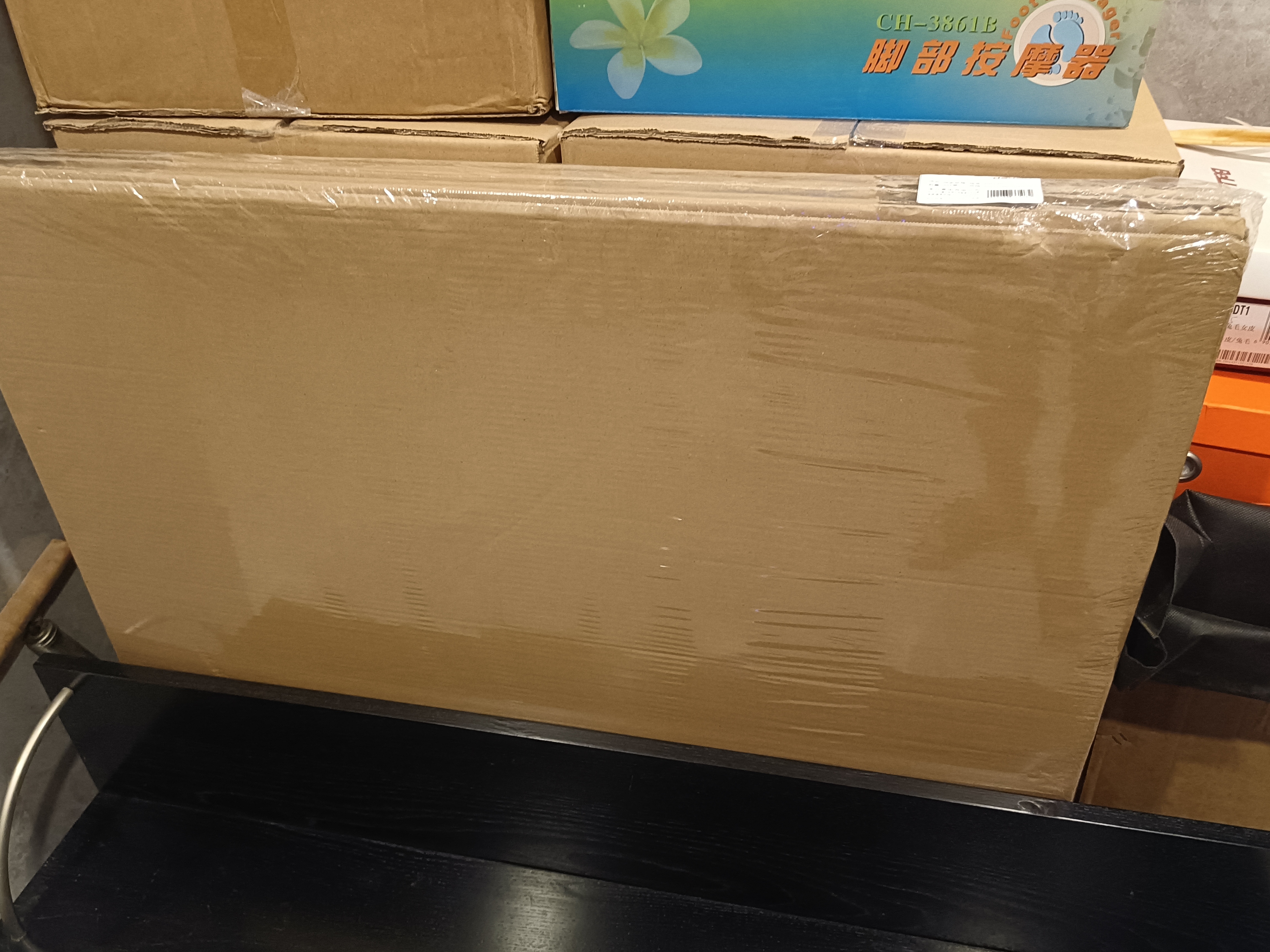 得力（deli）搬家纸箱 加厚特大号纸箱子快递打包箱收纳箱整理箱包装纸壳箱60*40*50cm【有扣手-5个装】PK135 实拍图