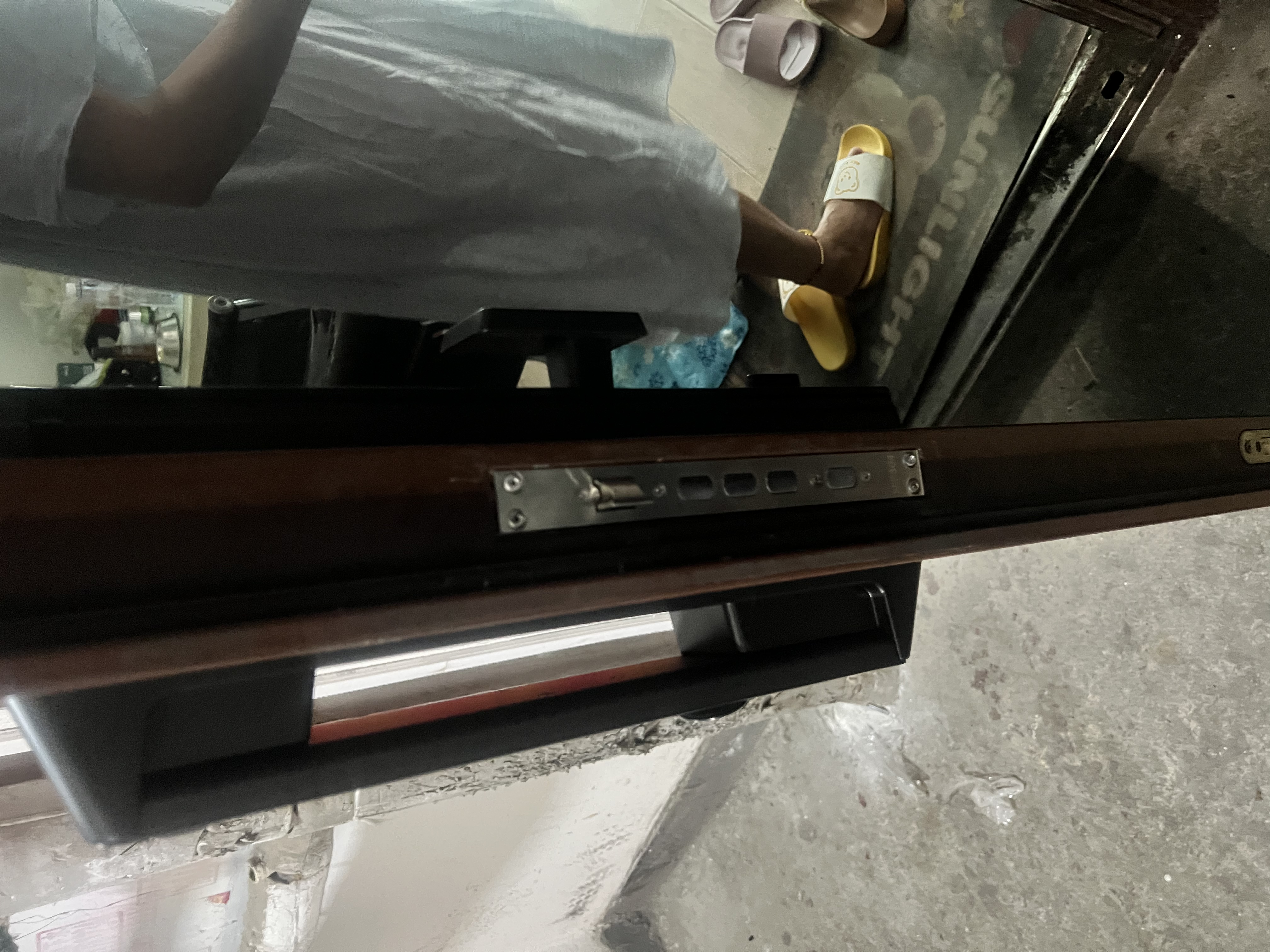 英典R70 Pro掌静脉智能门锁指纹锁3D人脸识别智能锁电子锁入户密码锁 掌静脉解锁+主动视频对讲+3D人脸 实拍图