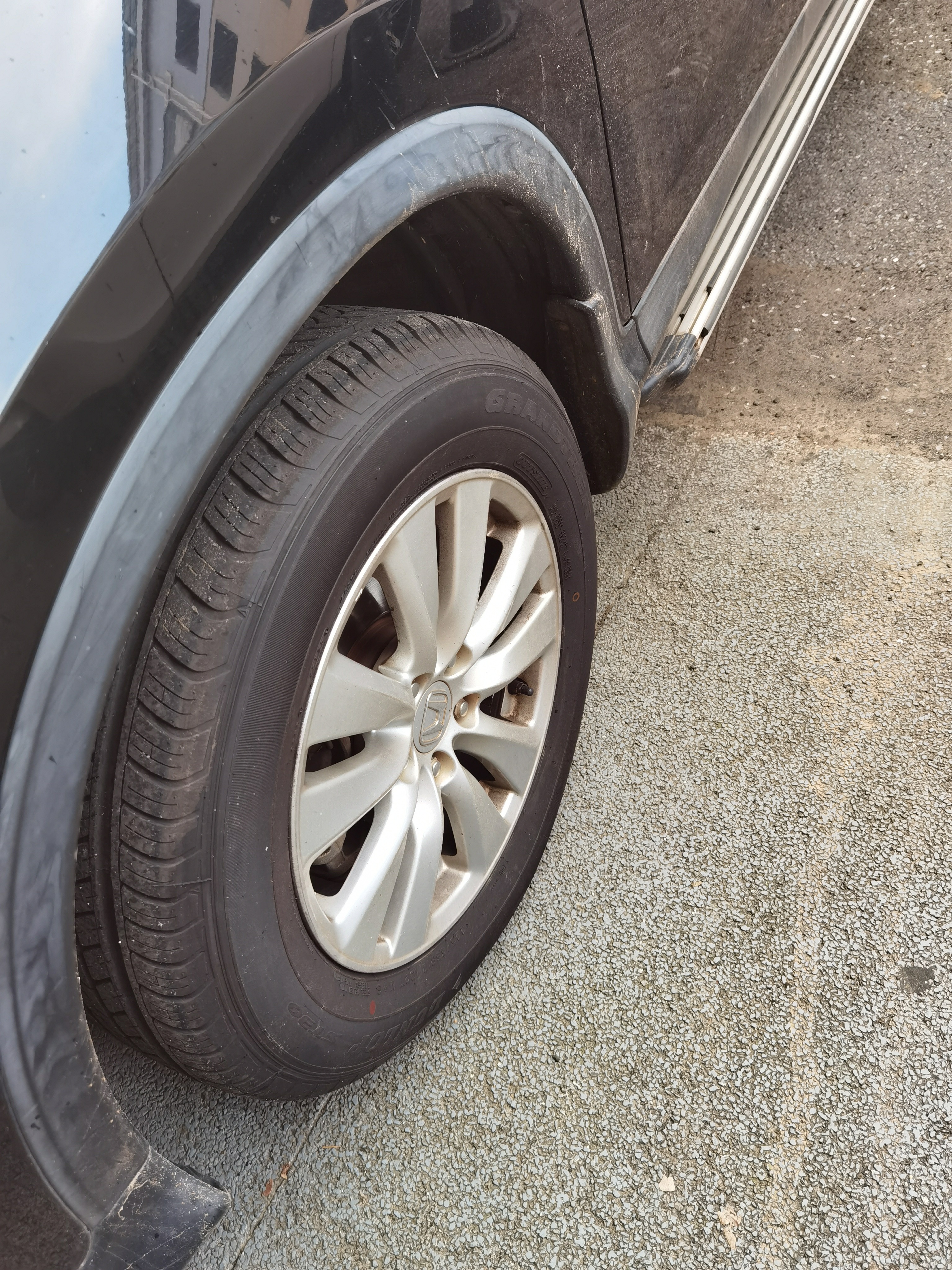 邓禄普（DUNLOP）汽车轮胎 225/65R17 102T GRANDTREK ST30 原配本田CRV 实拍图