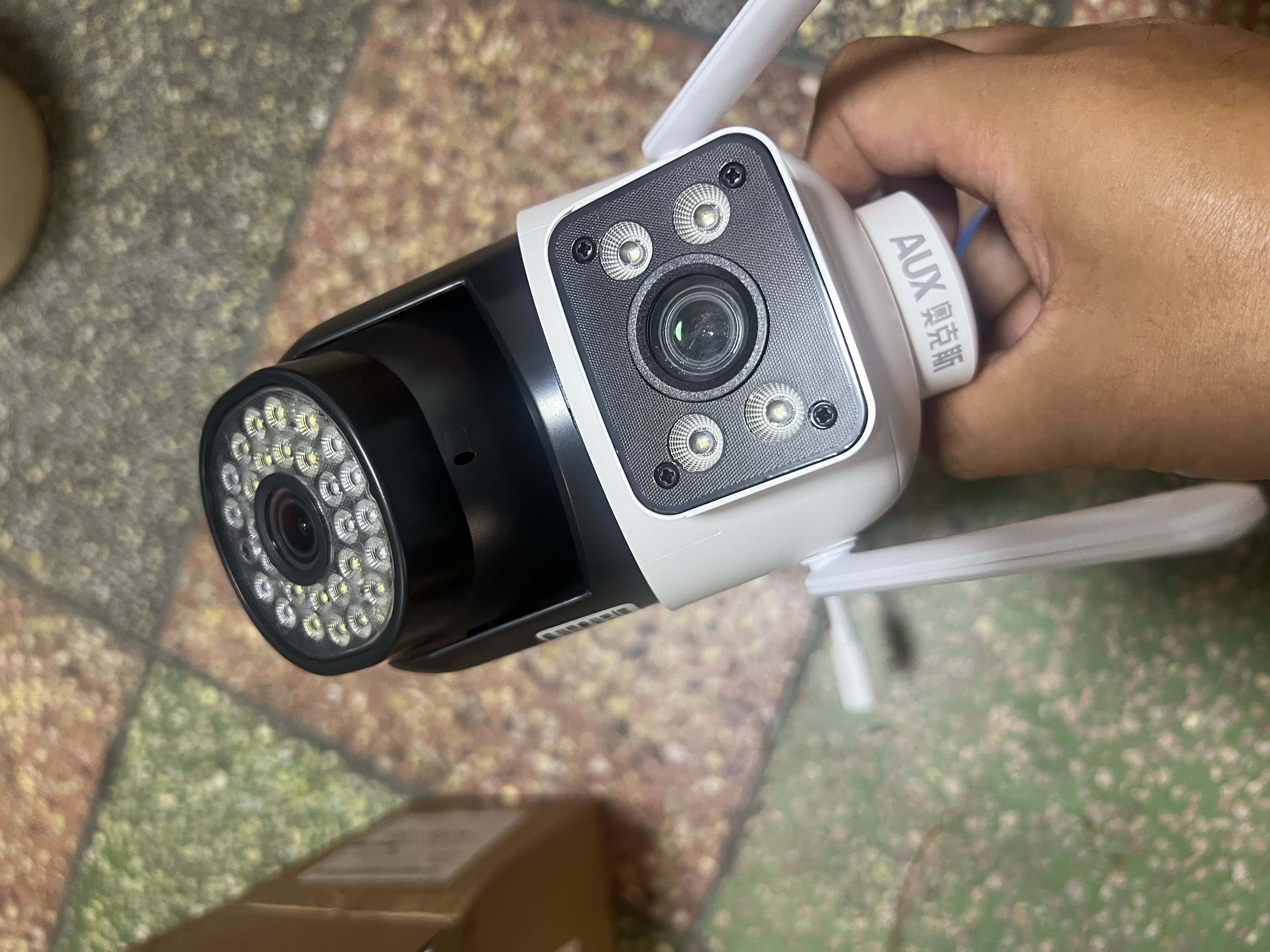 奥克斯高清室外摄像头防水手机远程无线wifi监控器360度无死角云台旋转无死角4g网络全景语音对话户外 实拍图