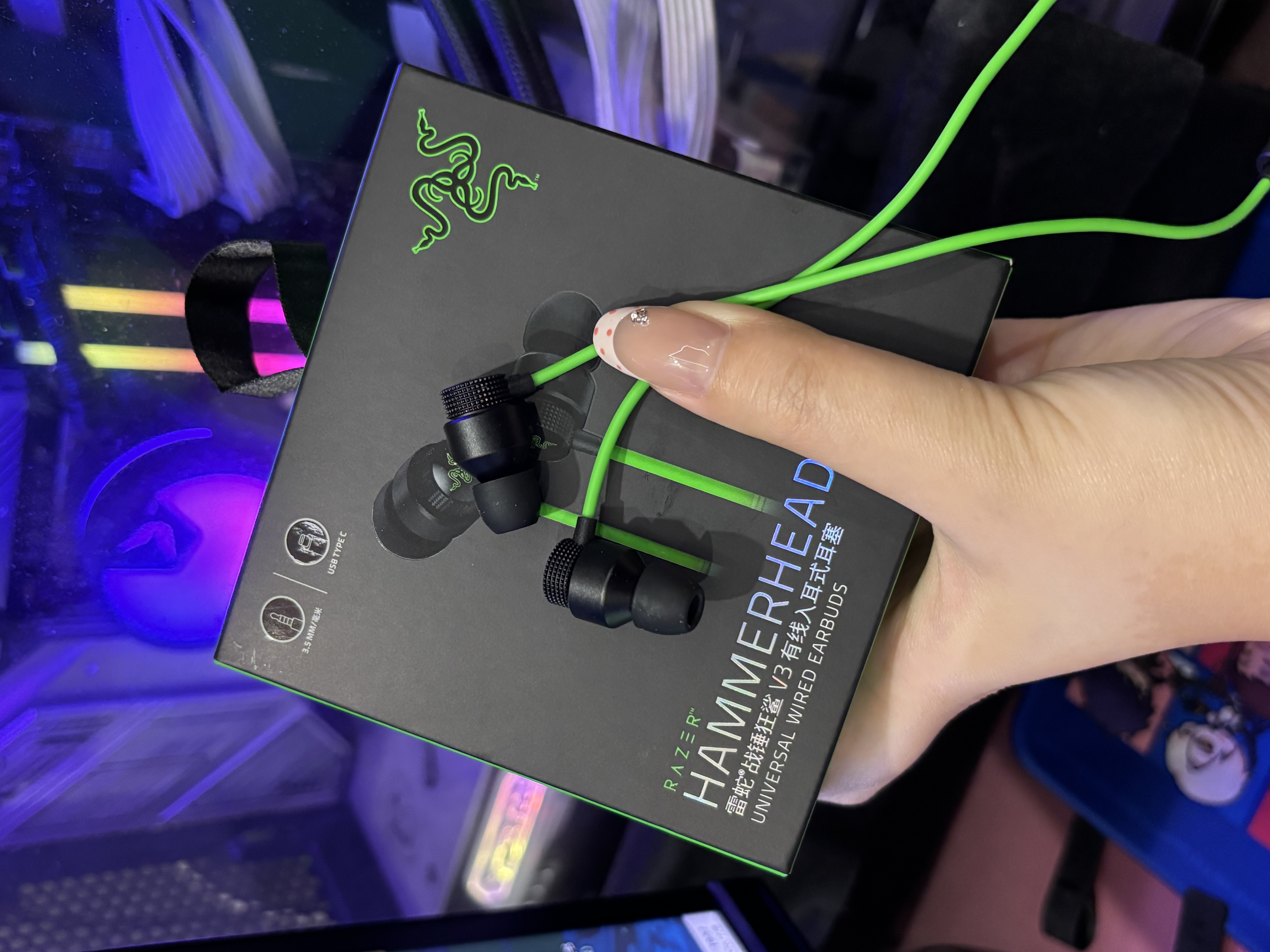 雷蛇（Razer）战锤狂鲨V3 有线入耳式耳机耳塞 7.1环绕声 吃鸡神器 三角洲官方指定 Type C（赠THX软件 可调EQ） 实拍图