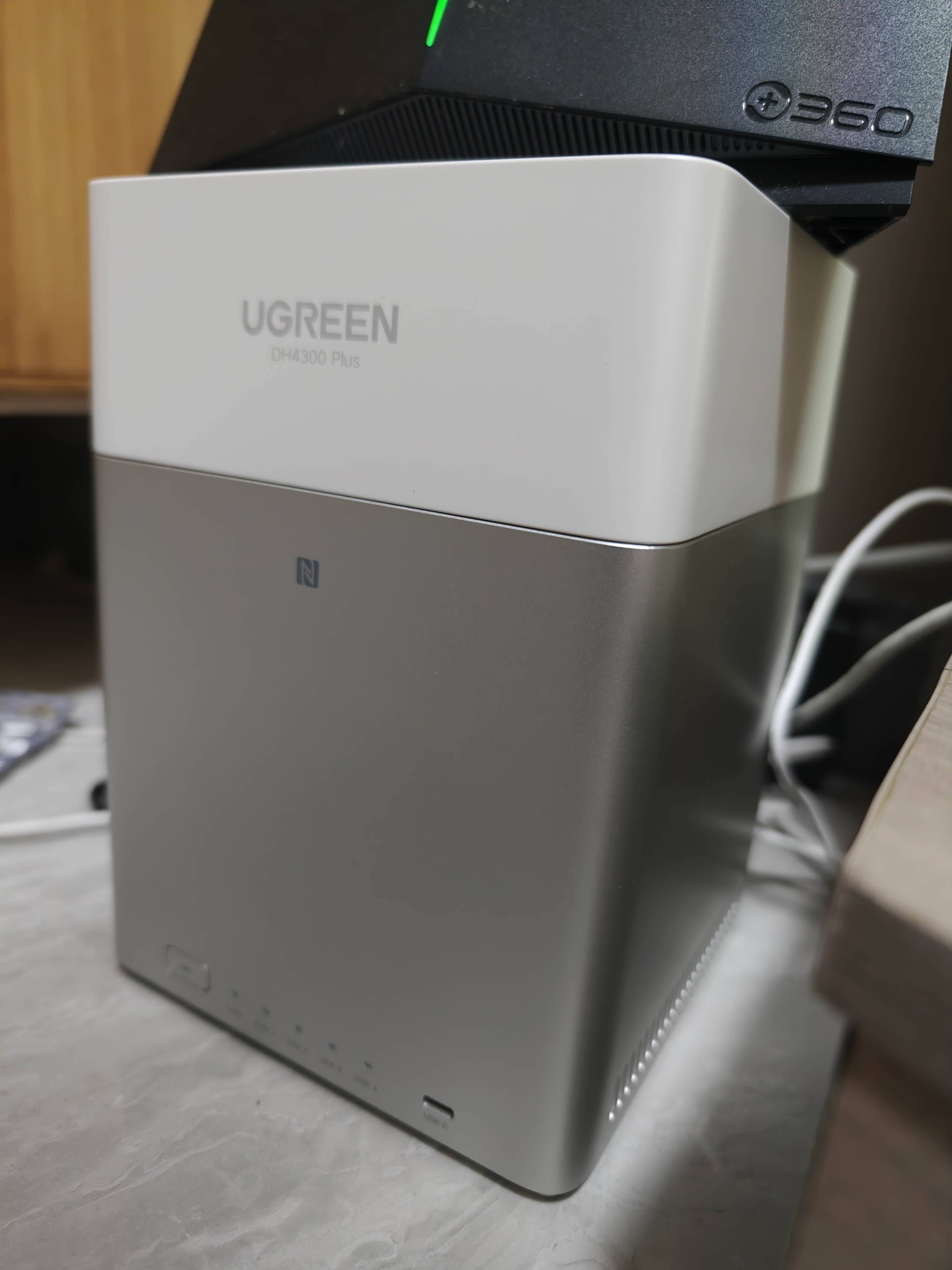 绿联私有云DH4300Plus 8G版8T四盘位NAS网络存储个人云家庭硬盘服务器手机NFC一碰连接手机平板扩容 实拍图